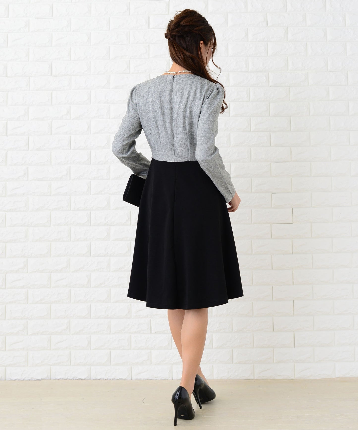 重ね着風膝丈フレアフォーマルワンピース・ドレス