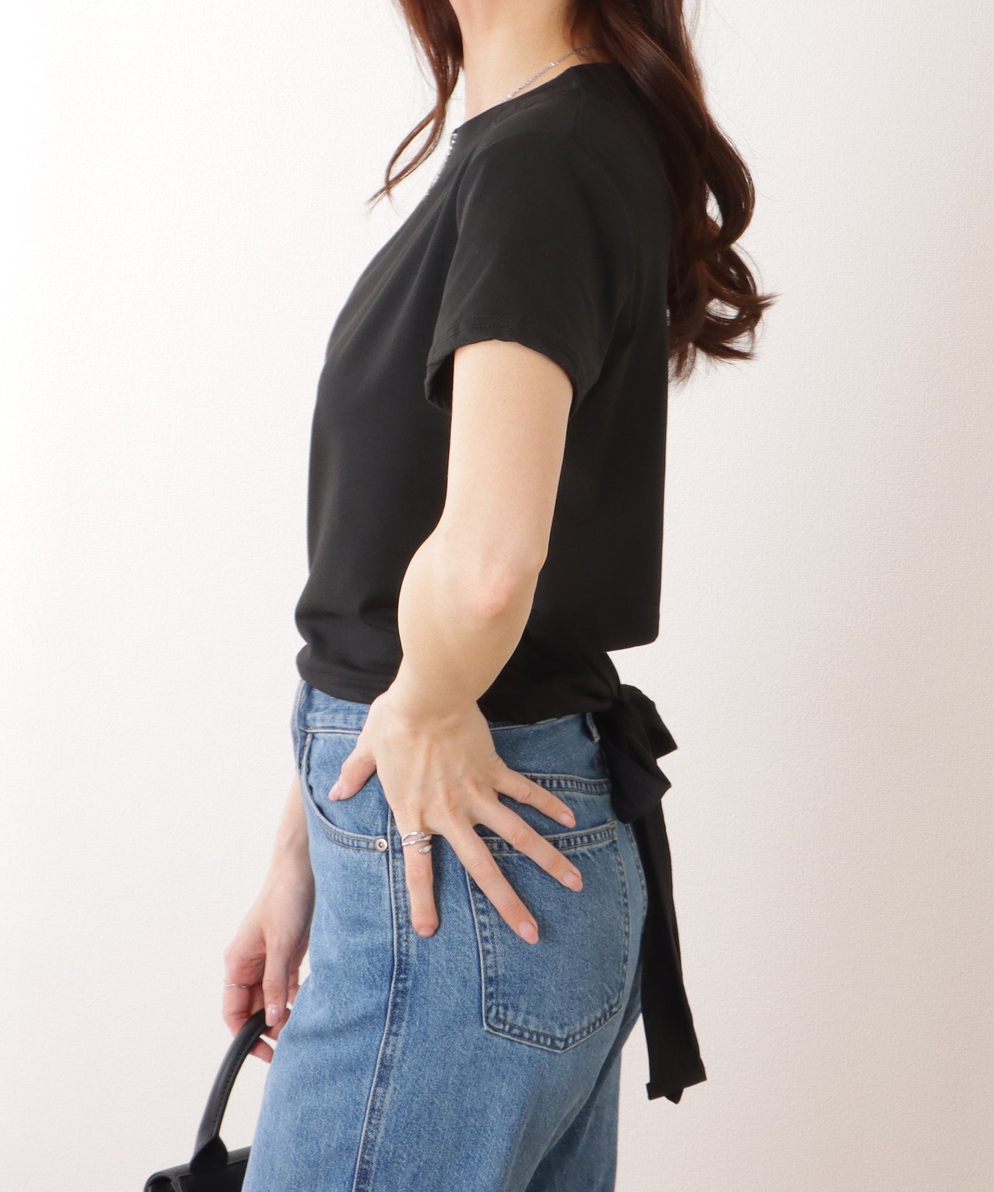バックリボン カットアウト コンパクト 半袖 Tシャツ
