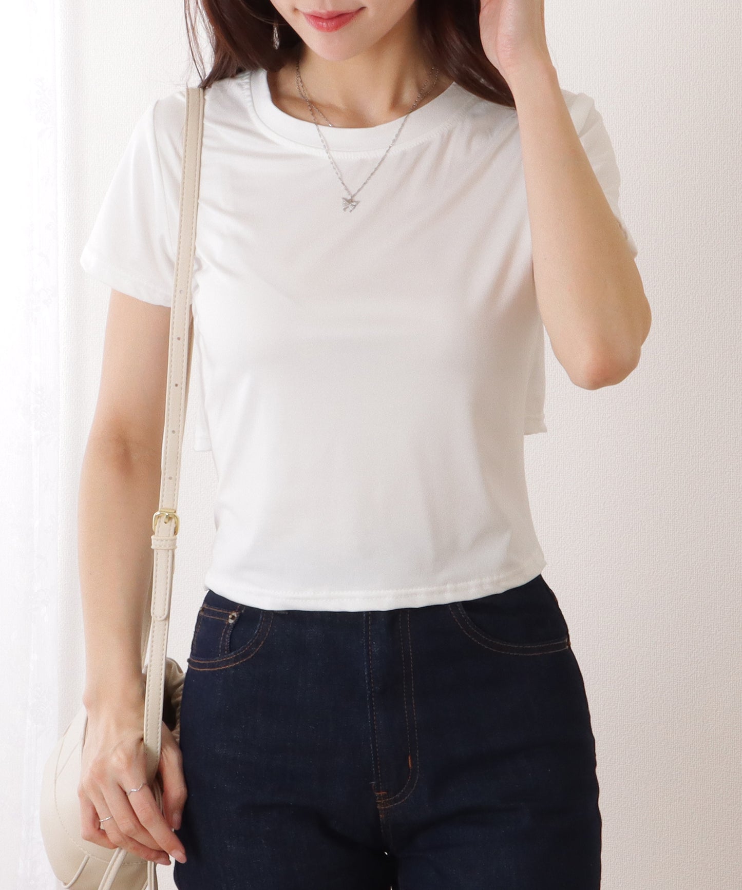 バックリボン カットアウト コンパクト 半袖 Tシャツ