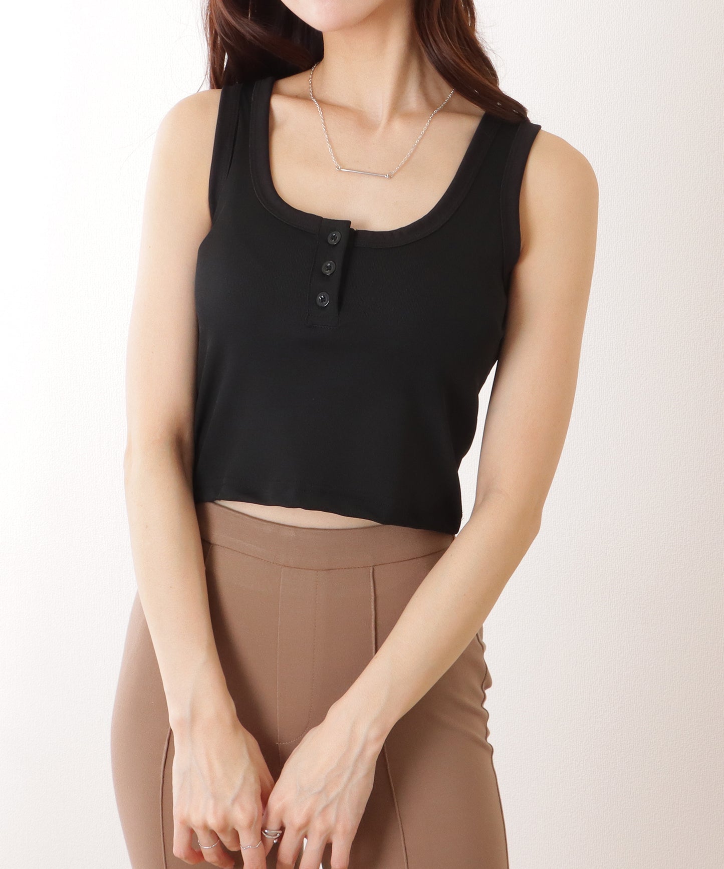 ヘンリーネック コンパクト ノースリーブ リブ タンクトップ