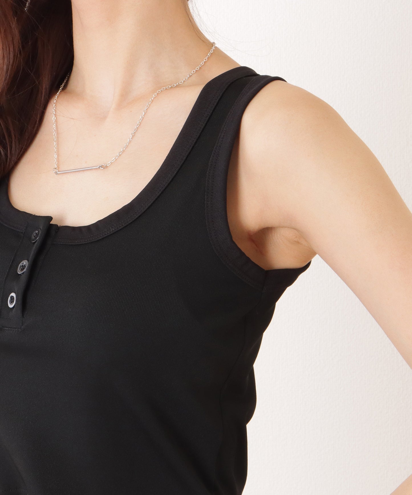 ヘンリーネック コンパクト ノースリーブ リブ タンクトップ