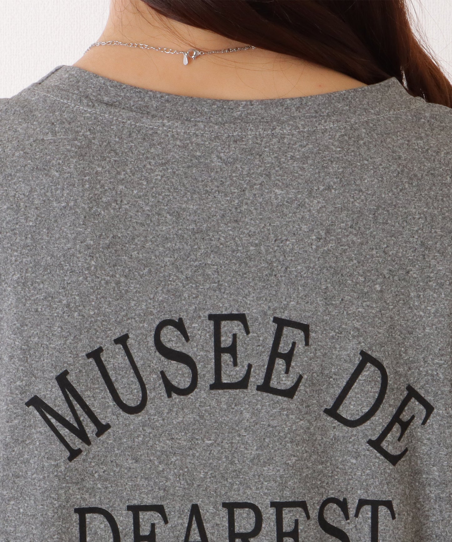 バック ロゴプリント ロールアップ袖 半袖 Tシャツ