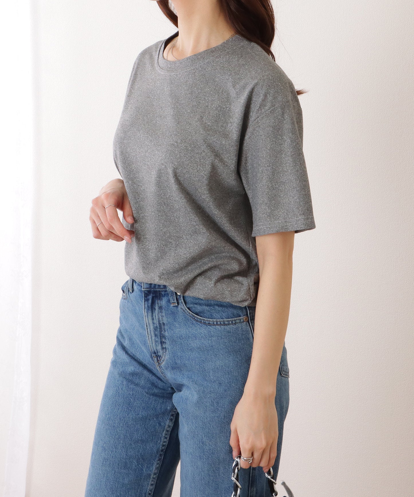 バック ロゴプリント ロールアップ袖 半袖 Tシャツ
