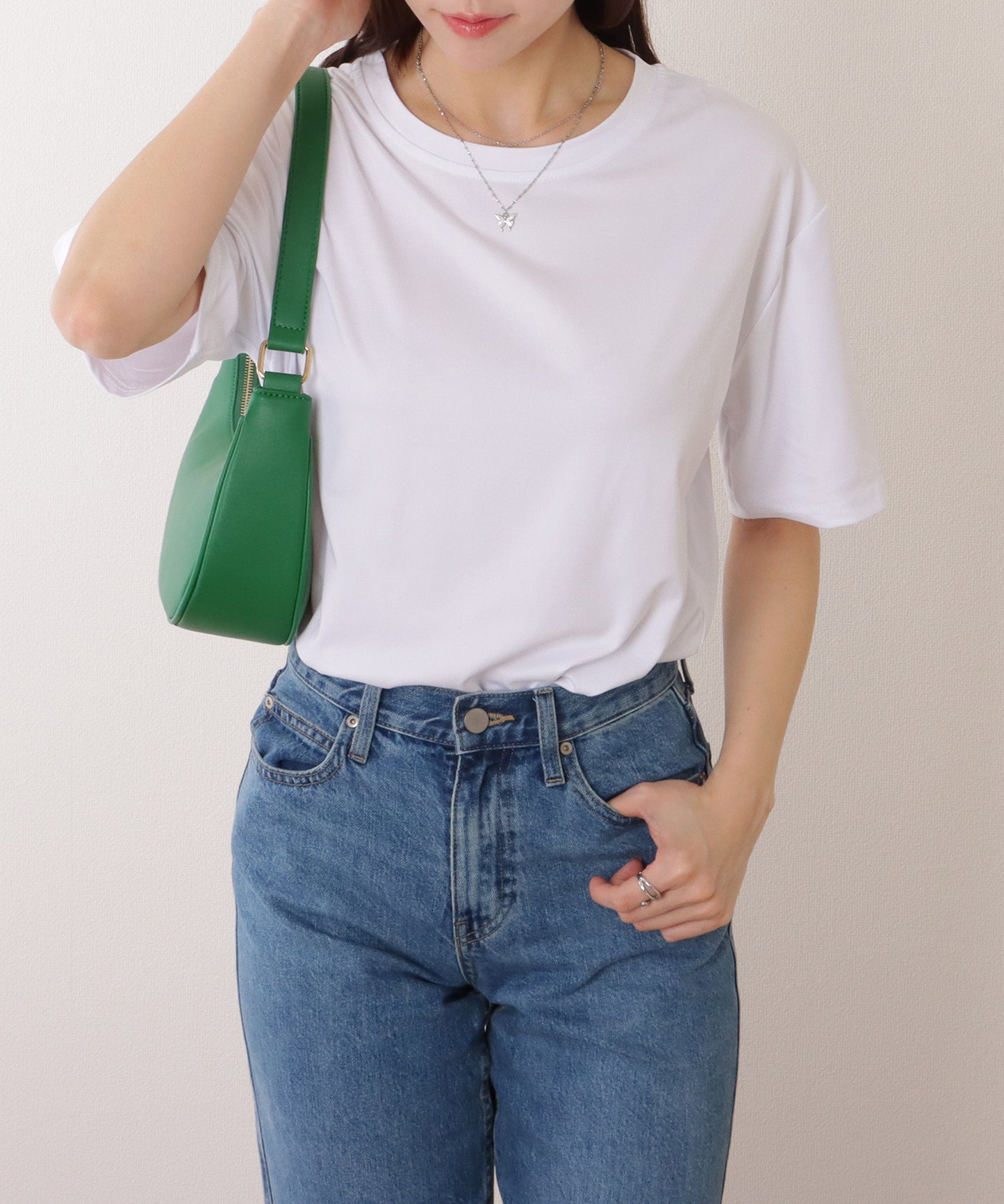 バック ロゴプリント ロールアップ袖 半袖 Tシャツ