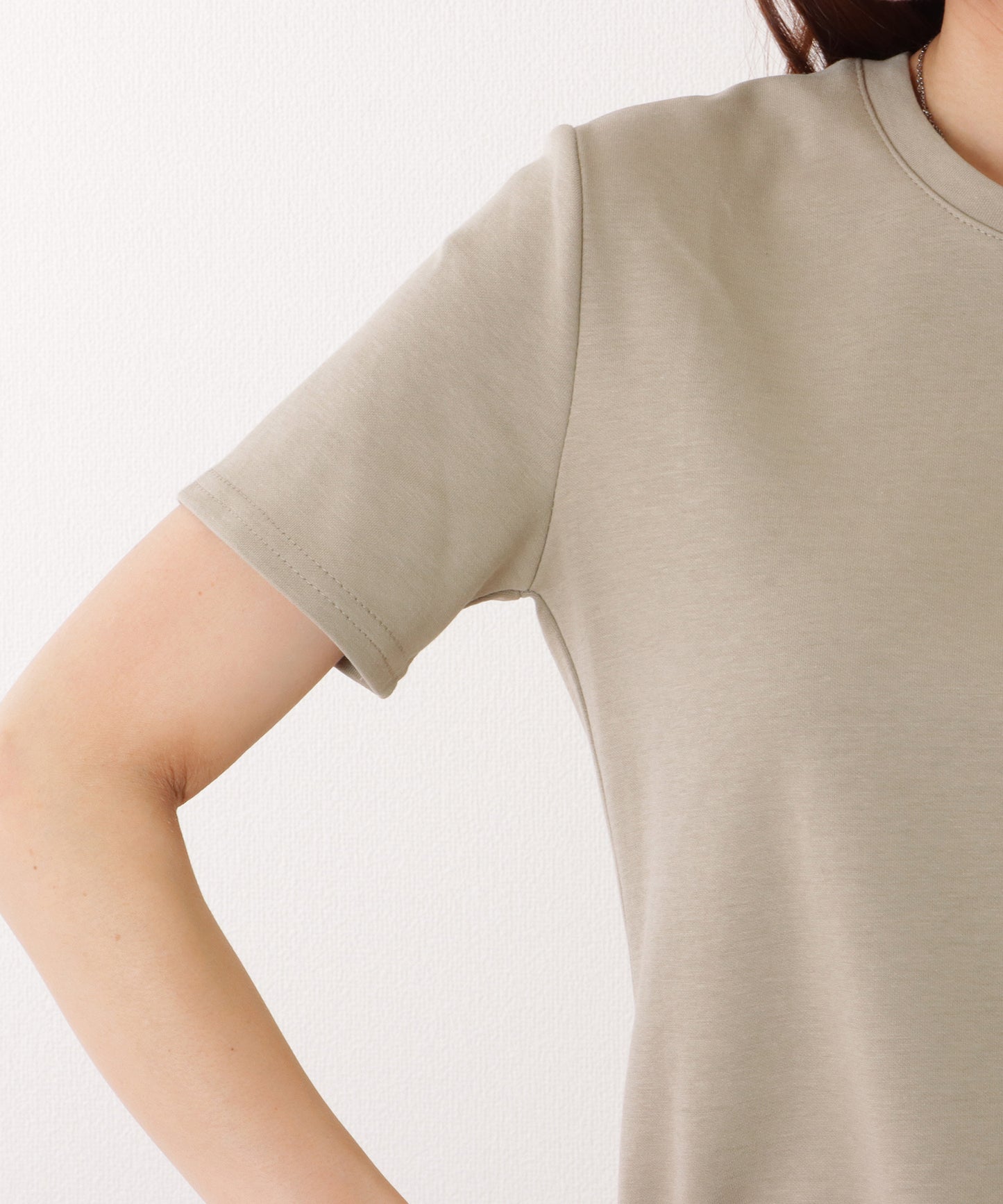 ラウンドネック ワンポイント ベーシック 半袖 Tシャツ