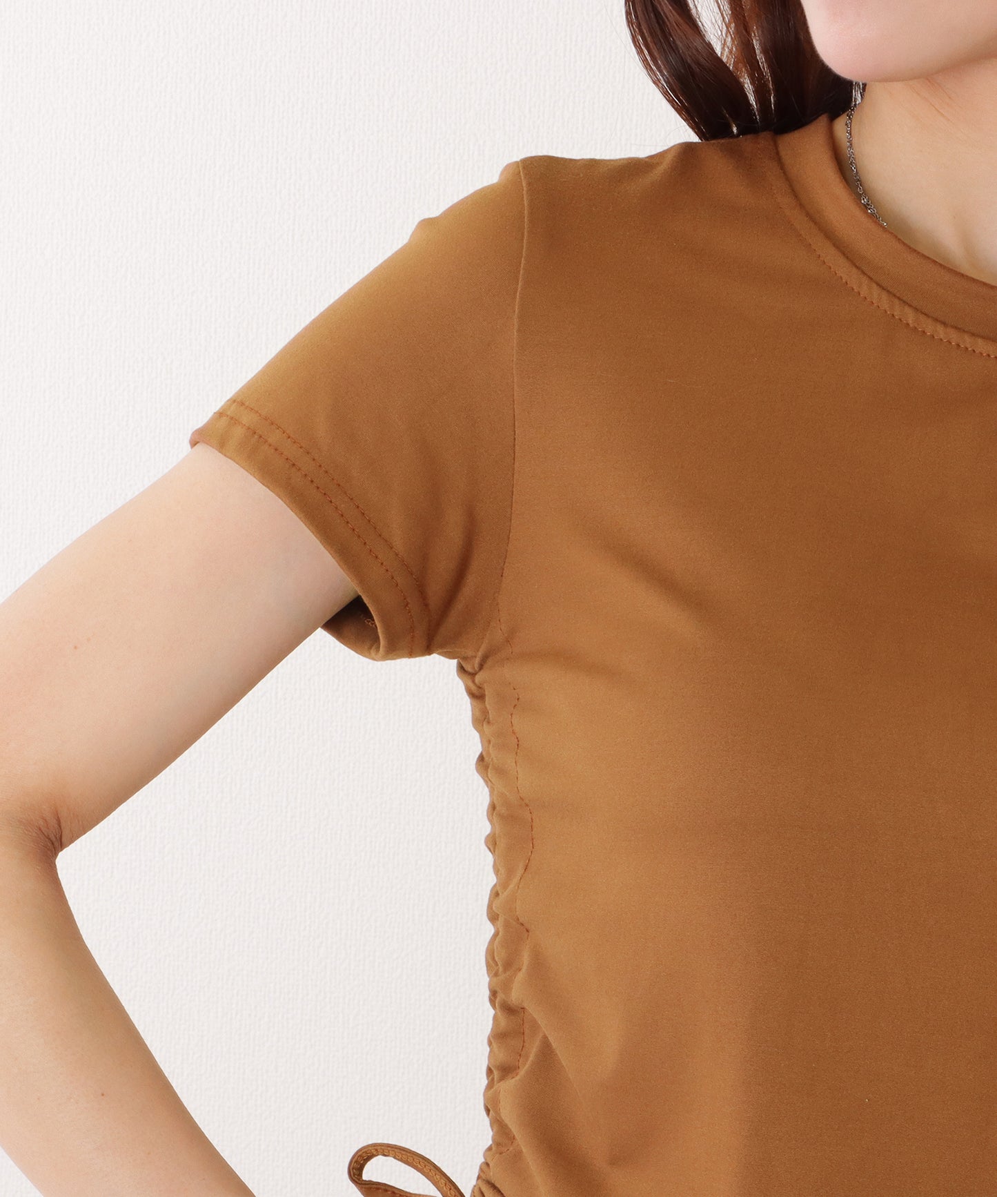 サイド ギャザー クルーネック 半袖 Tシャツ