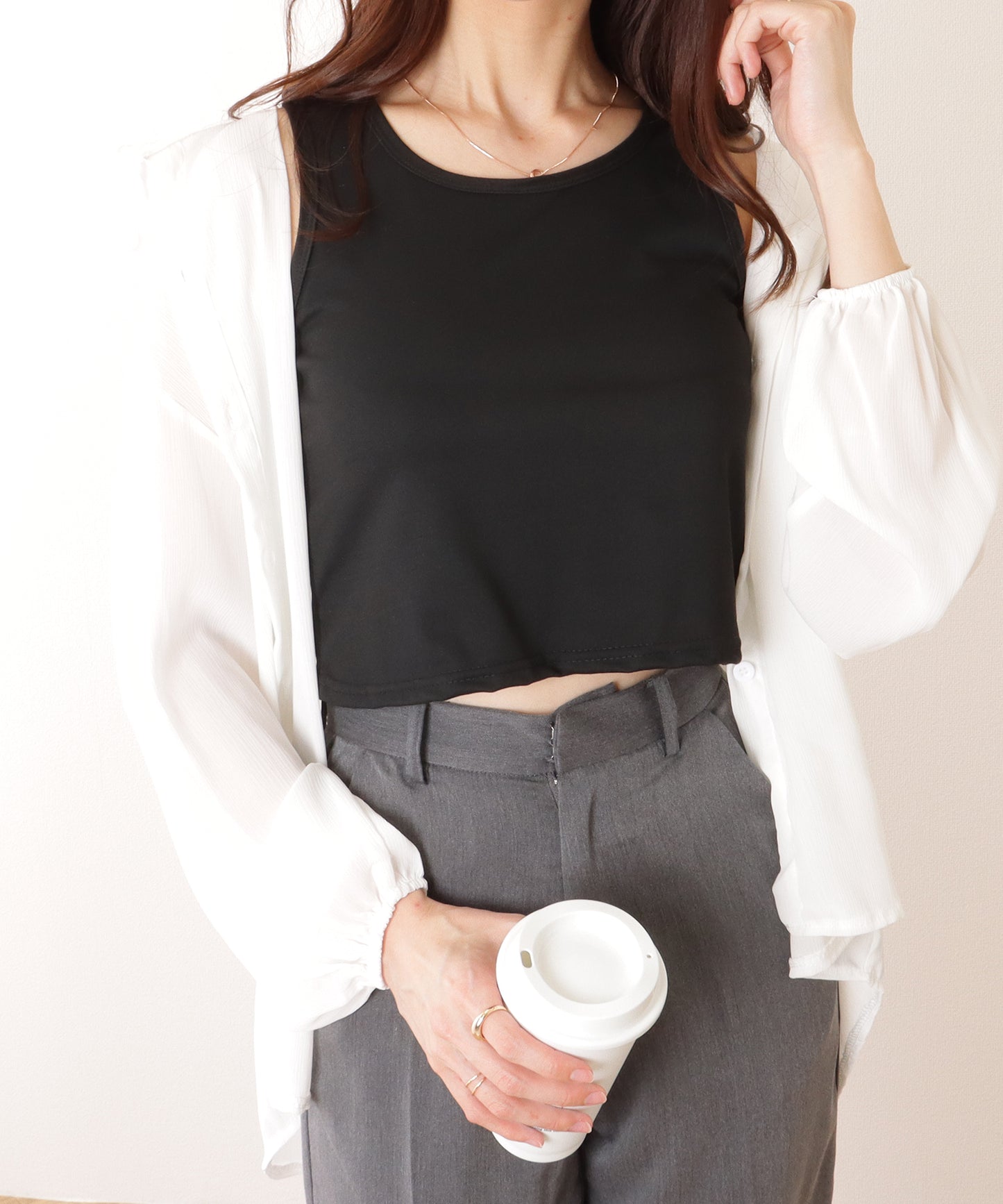 ソリッドカラー ベーシック ノースリーブ ハーフトップ
