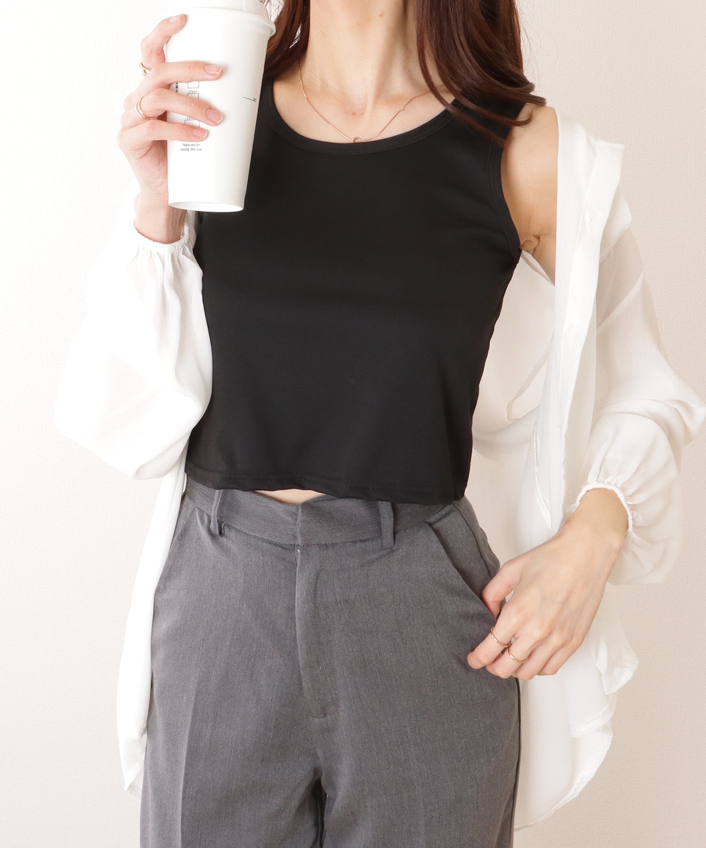 ソリッドカラー ベーシック ノースリーブ ハーフトップ