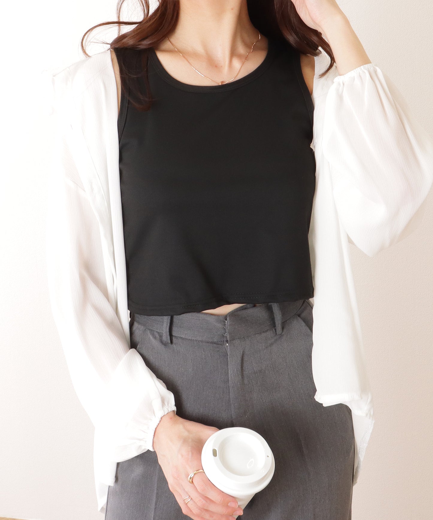 ソリッドカラー ベーシック ノースリーブ ハーフトップ
