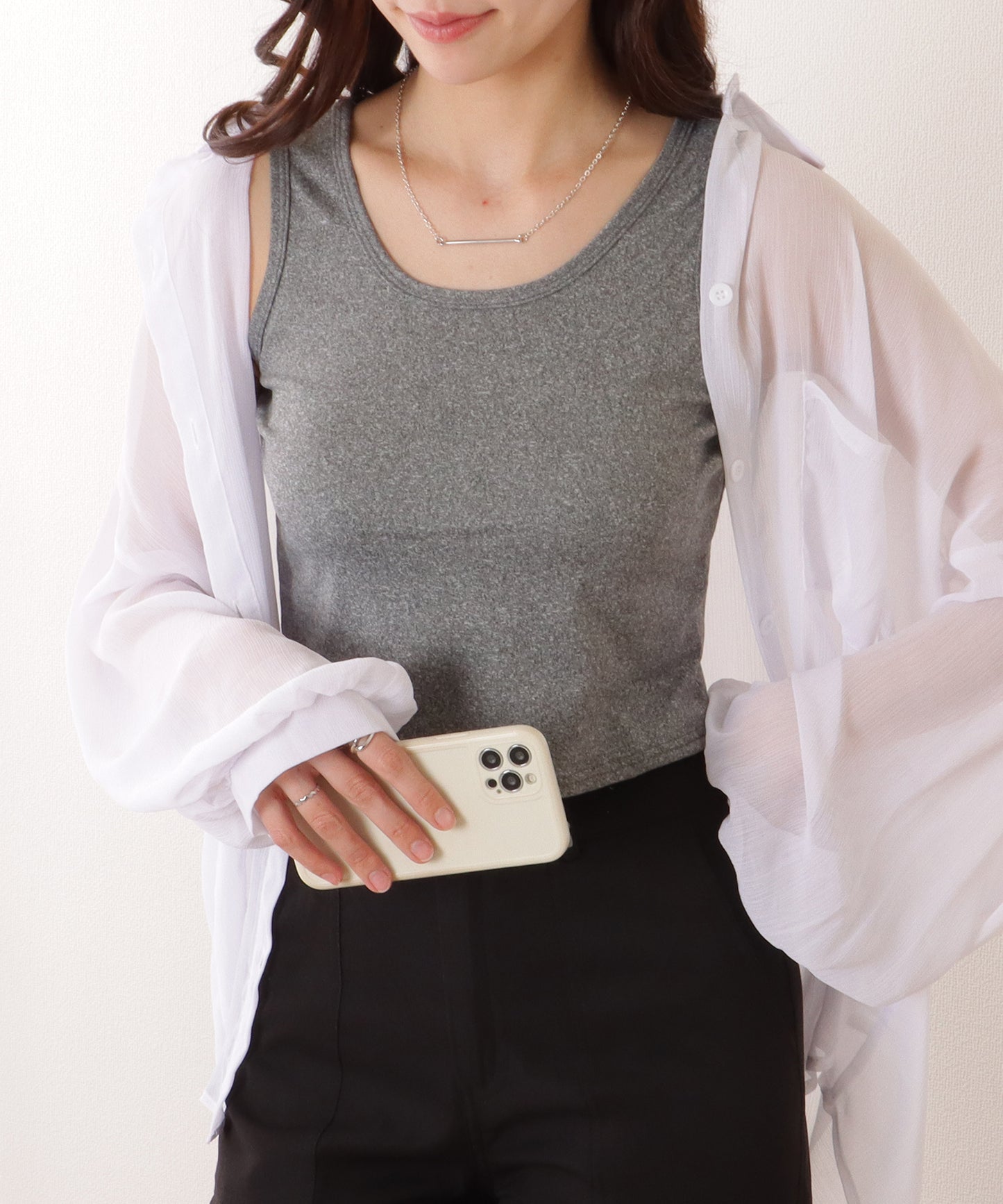 ソリッドカラー ベーシック ノースリーブ ハーフトップ