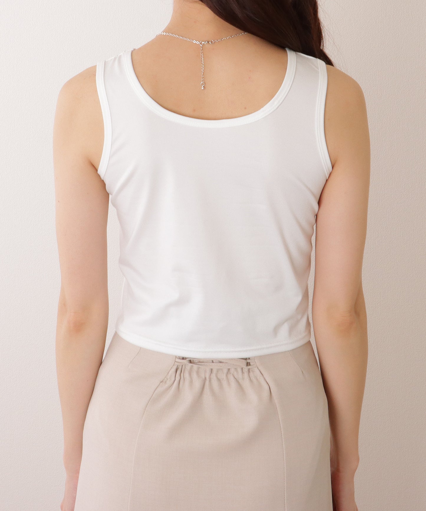 ソリッドカラー ベーシック ノースリーブ ハーフトップ