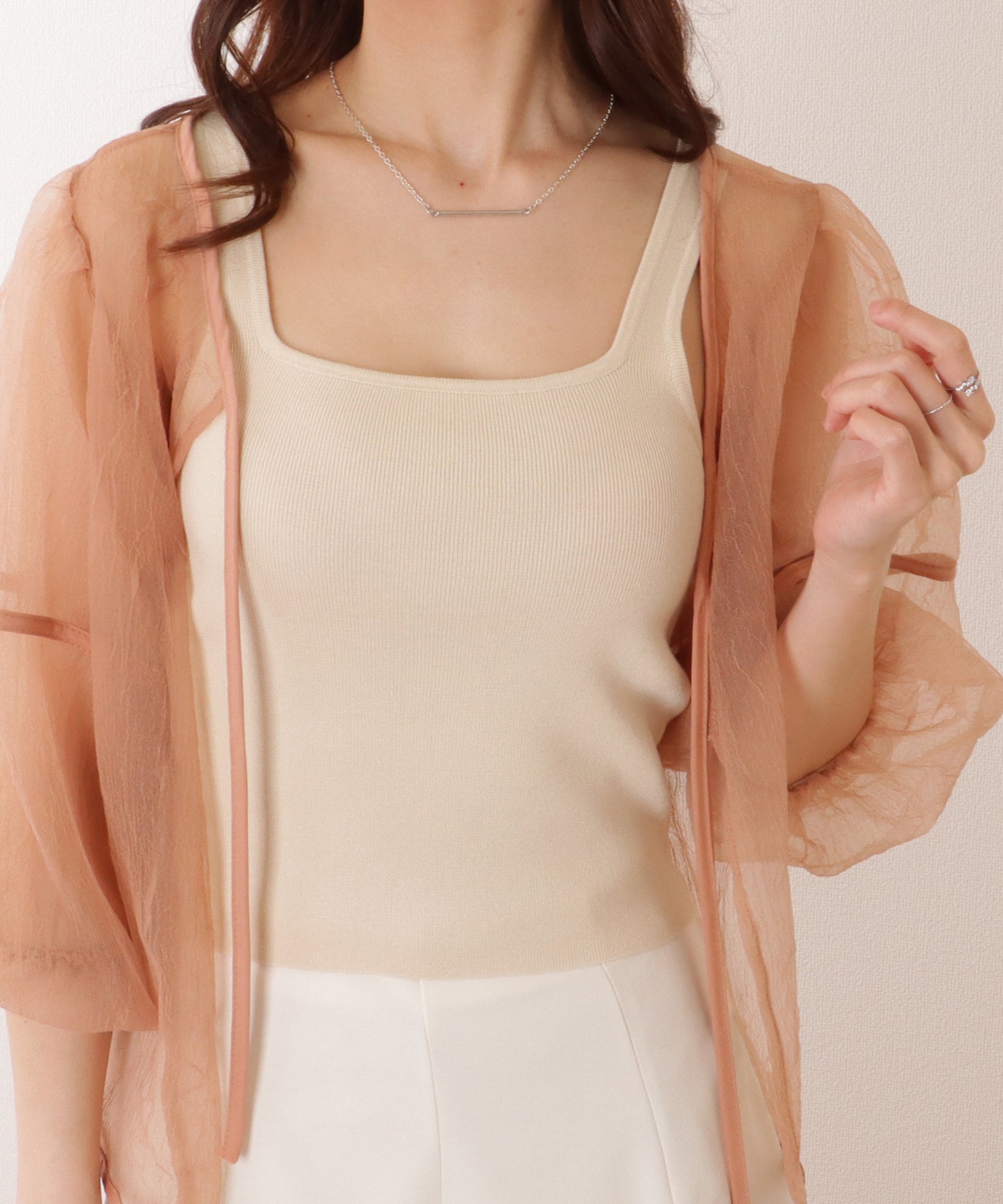 ソリッドカラー スクエアネック コンパクト ニット タンクトップ