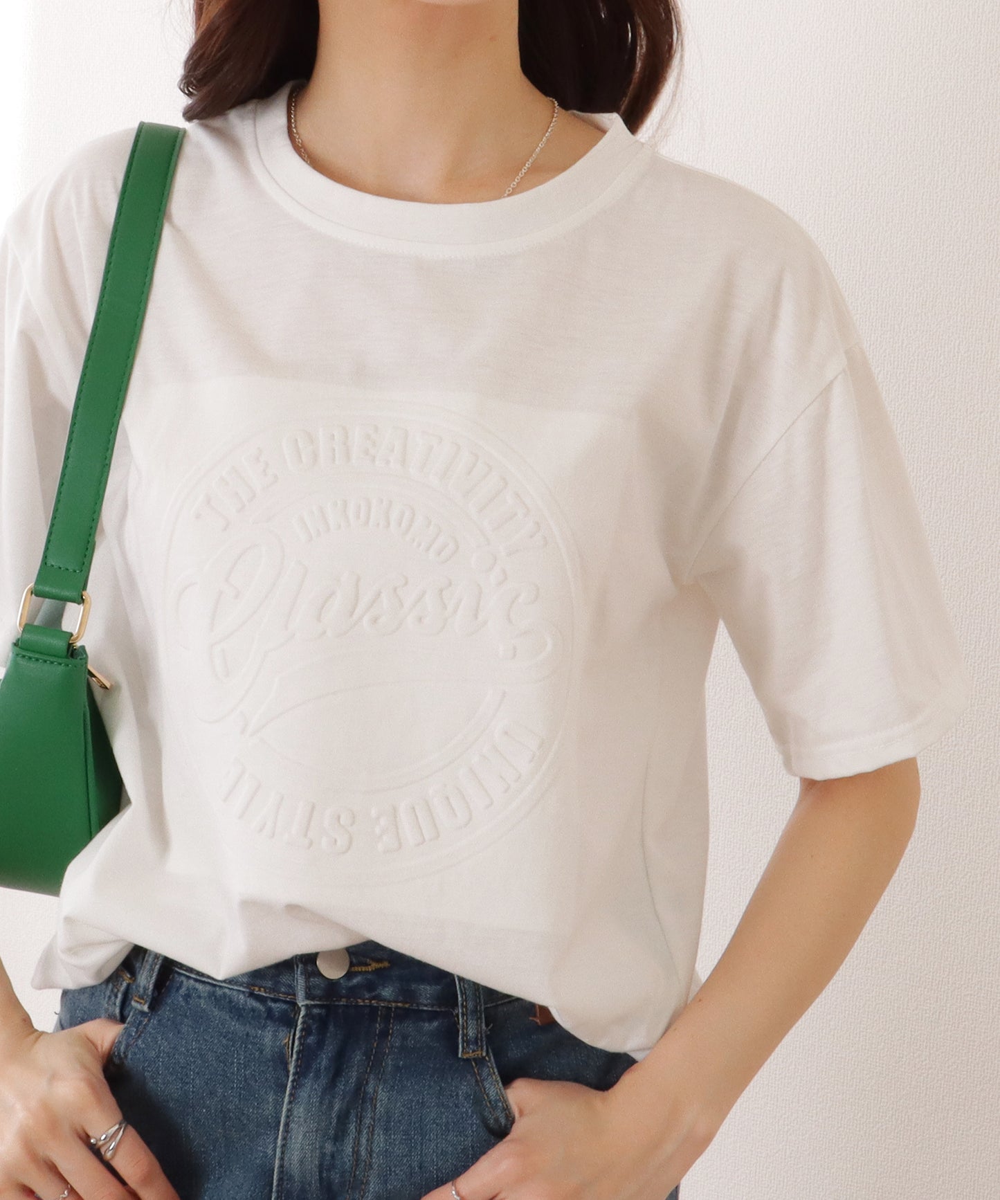 ソリッドカラー 凹凸 ロゴ 半袖 プルオーバー