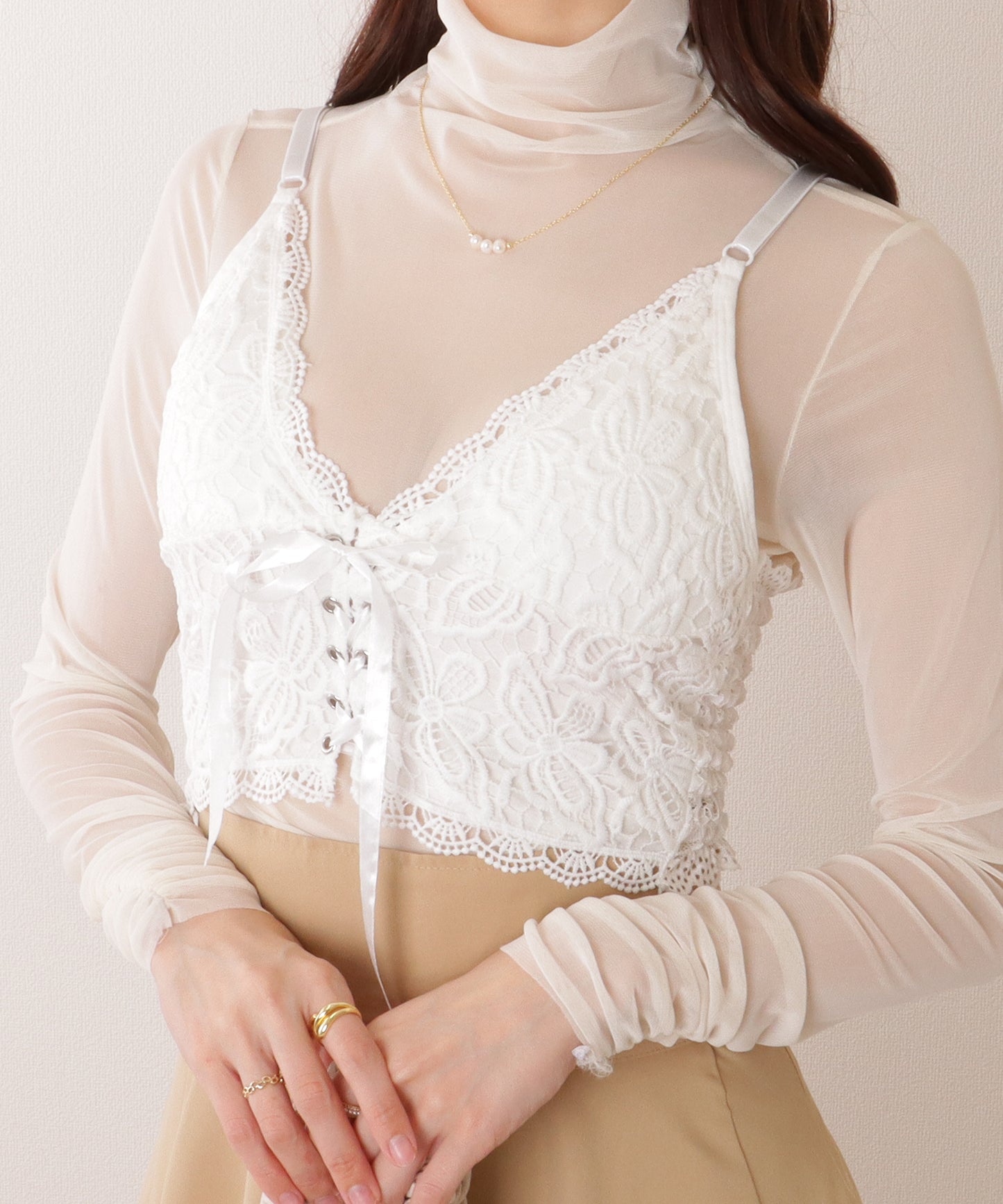 フラワー レース レースアップ カップ付き コンパクト トップス