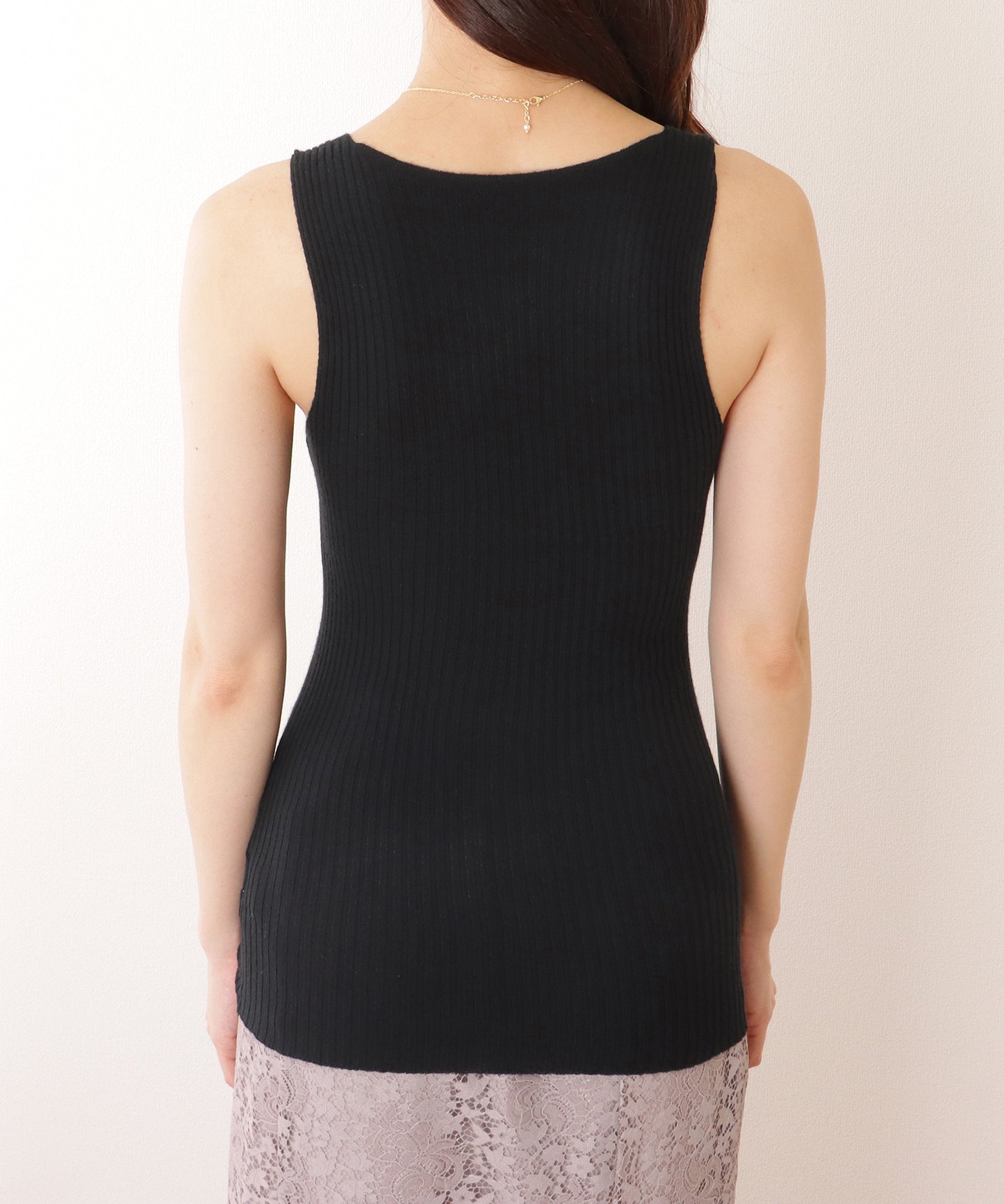 Vネック スカラップ リブ ニット タンクトップ