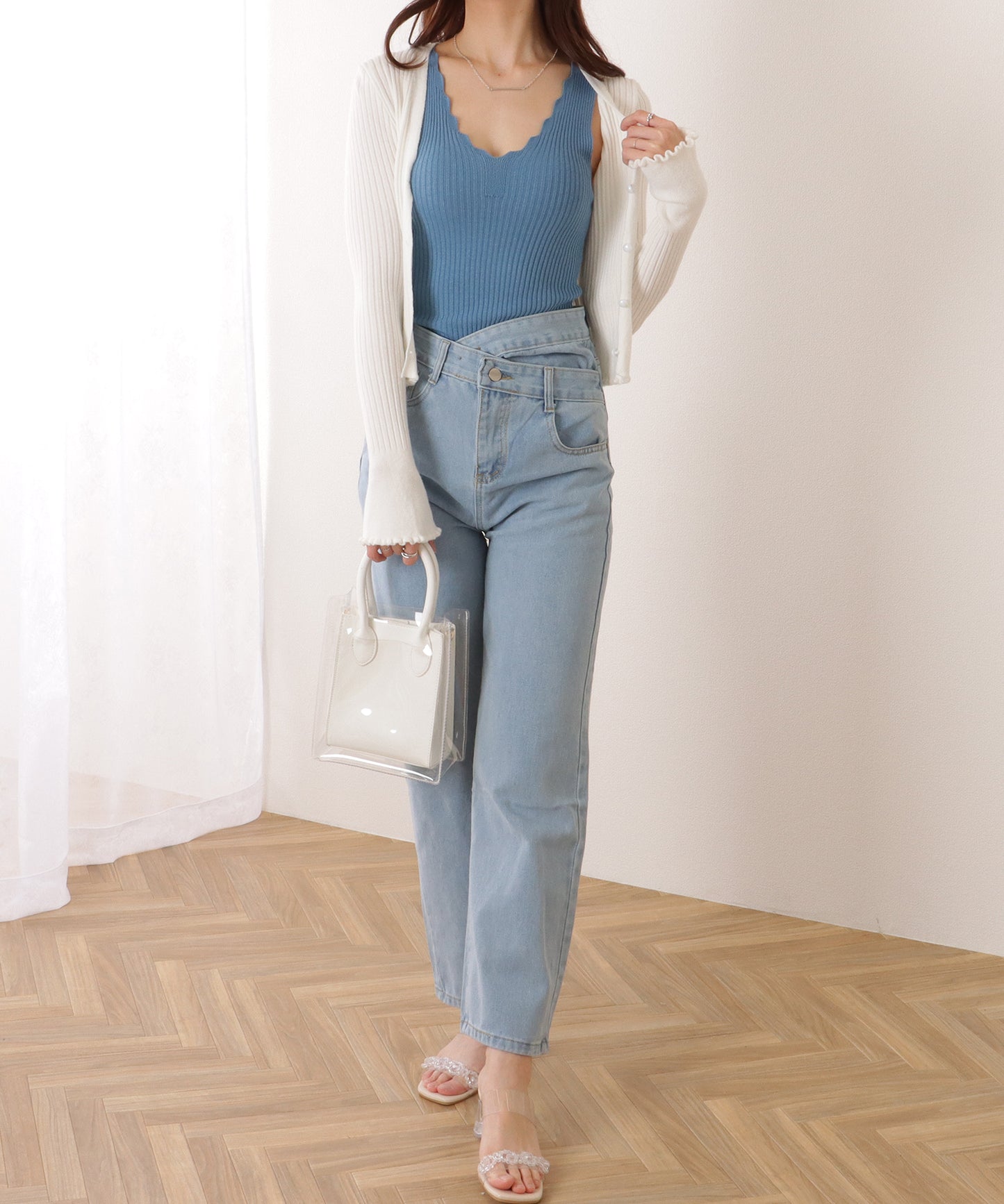 Vネック スカラップ リブ ニット タンクトップ