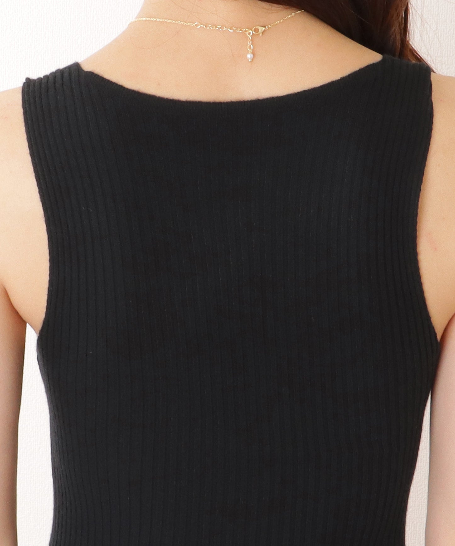 Vネック スカラップ リブ ニット タンクトップ