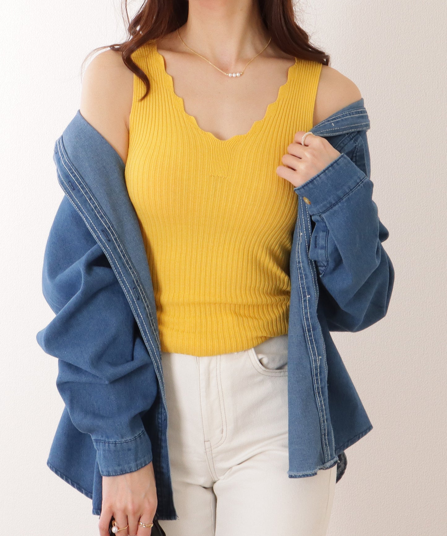 Vネック スカラップ リブ ニット タンクトップ