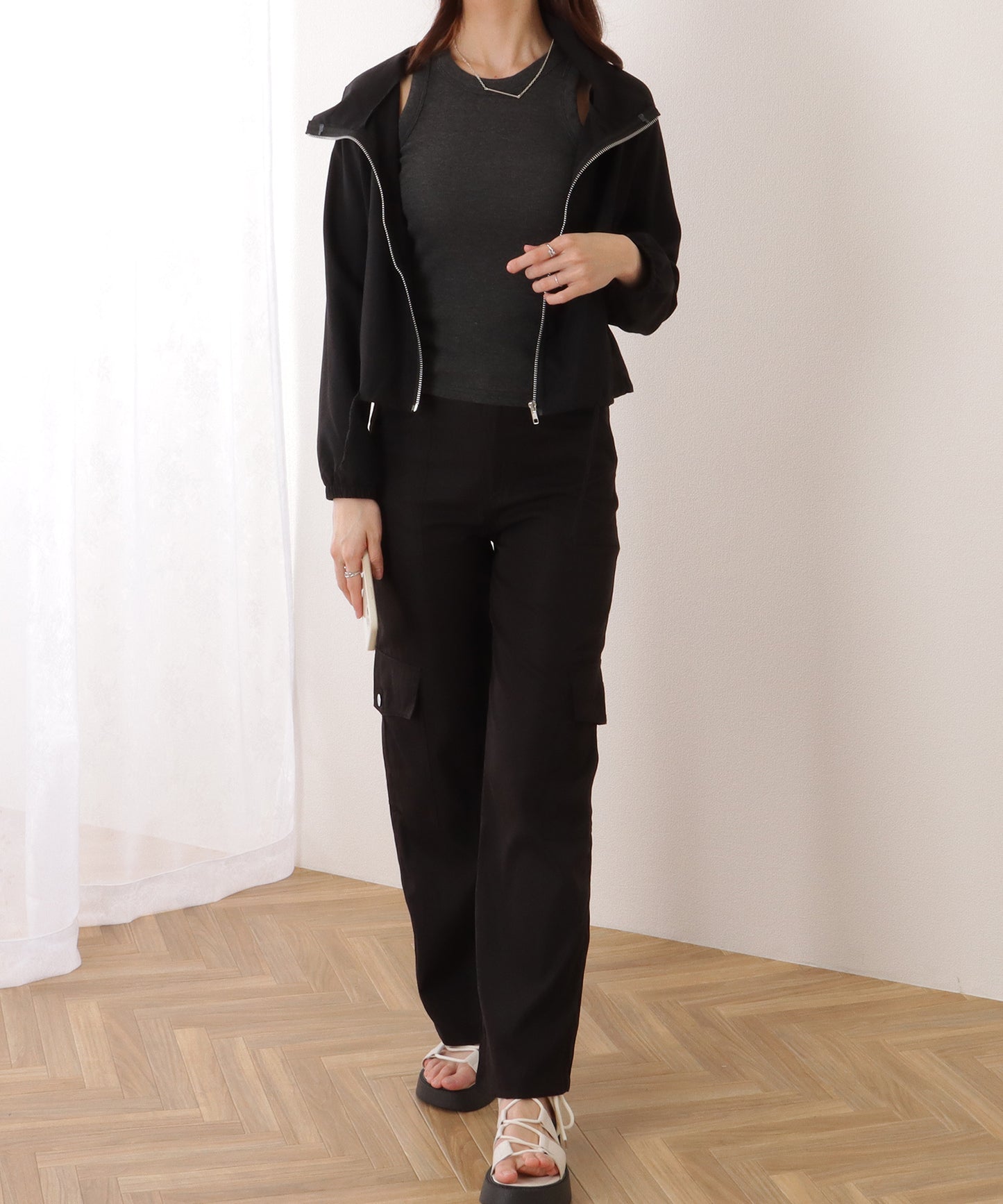 クルーネック コンパクト ベーシック ノースリーブ トップス