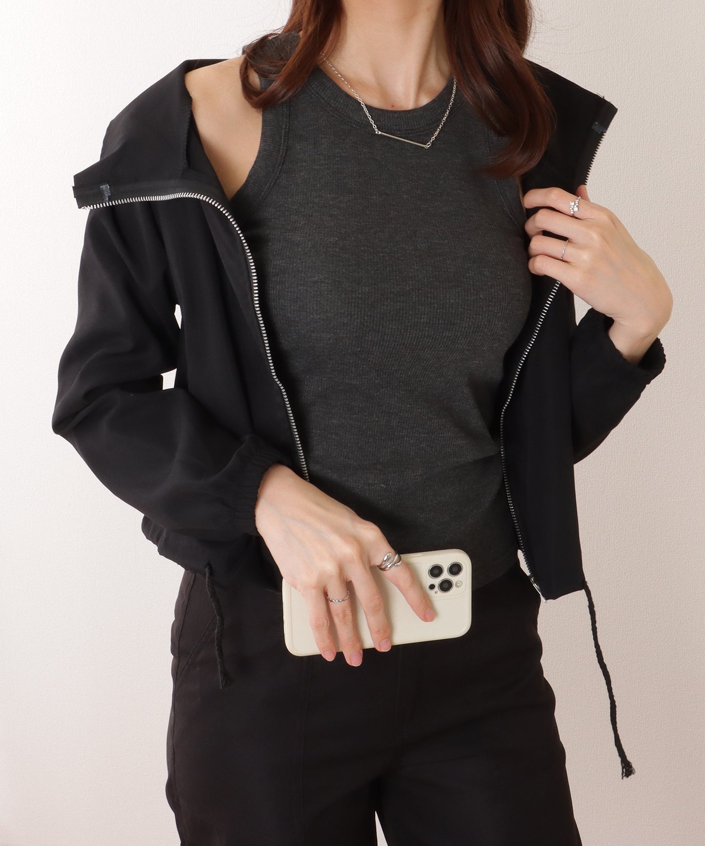 クルーネック コンパクト ベーシック ノースリーブ トップス