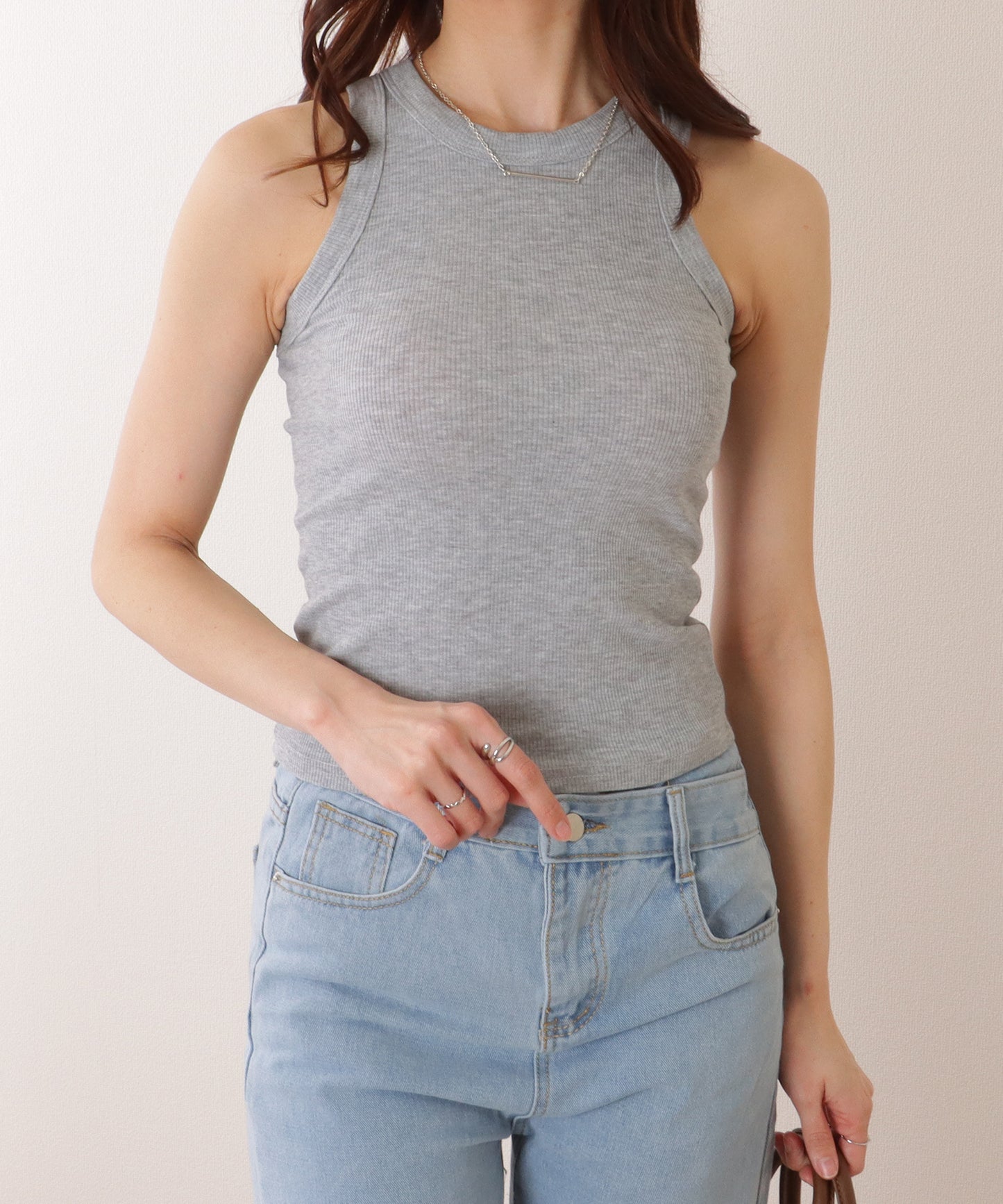 クルーネック コンパクト ベーシック ノースリーブ トップス