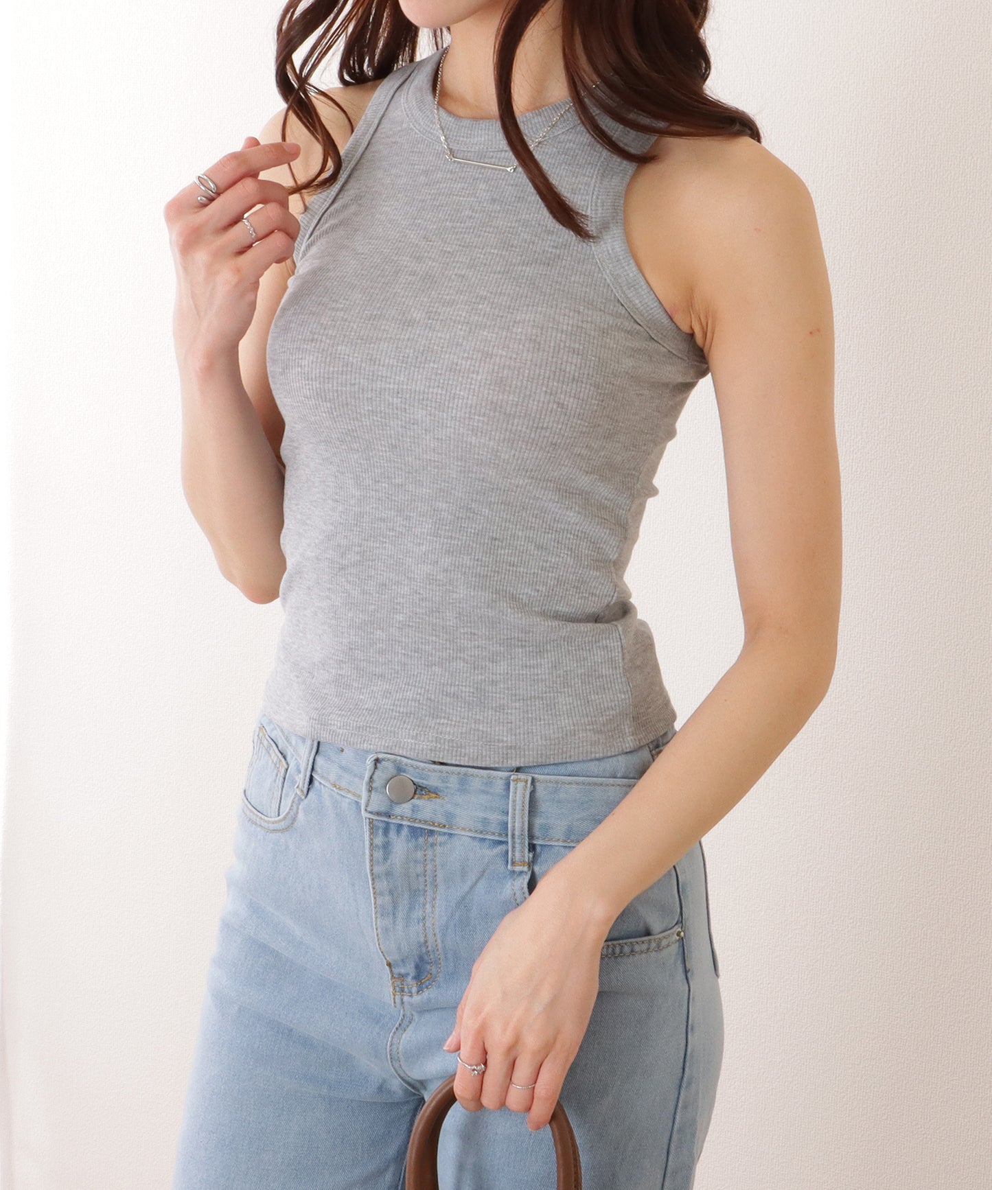 クルーネック コンパクト ベーシック ノースリーブ トップス