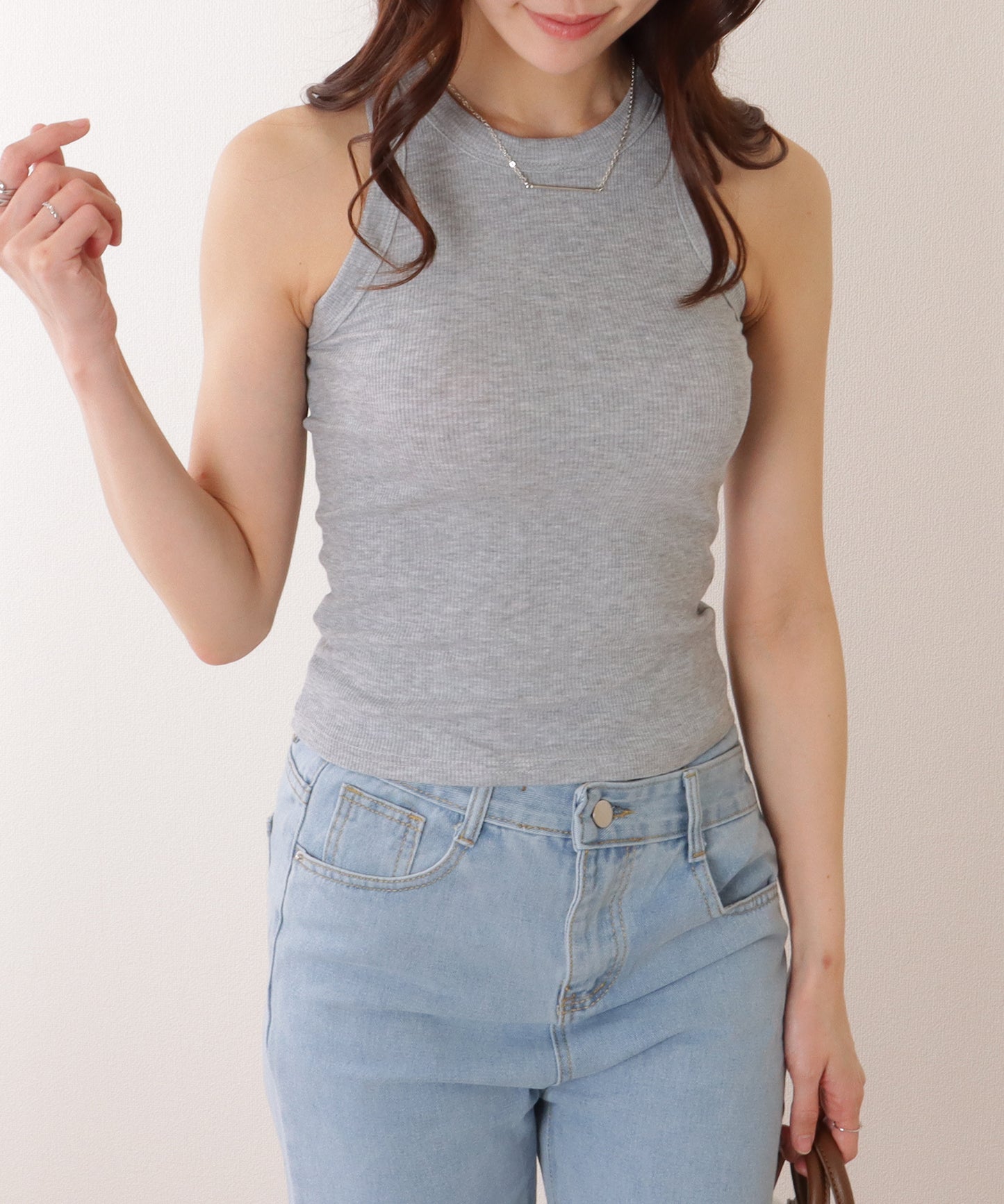 クルーネック コンパクト ベーシック ノースリーブ トップス