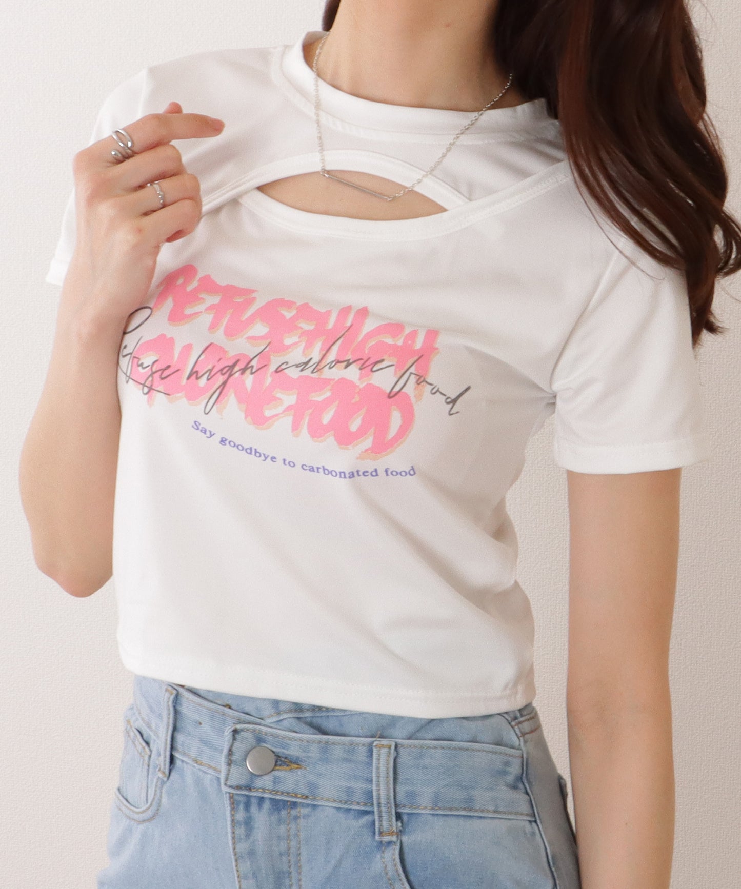 ペインティング柄 半袖 クロップド カットアウト トップス