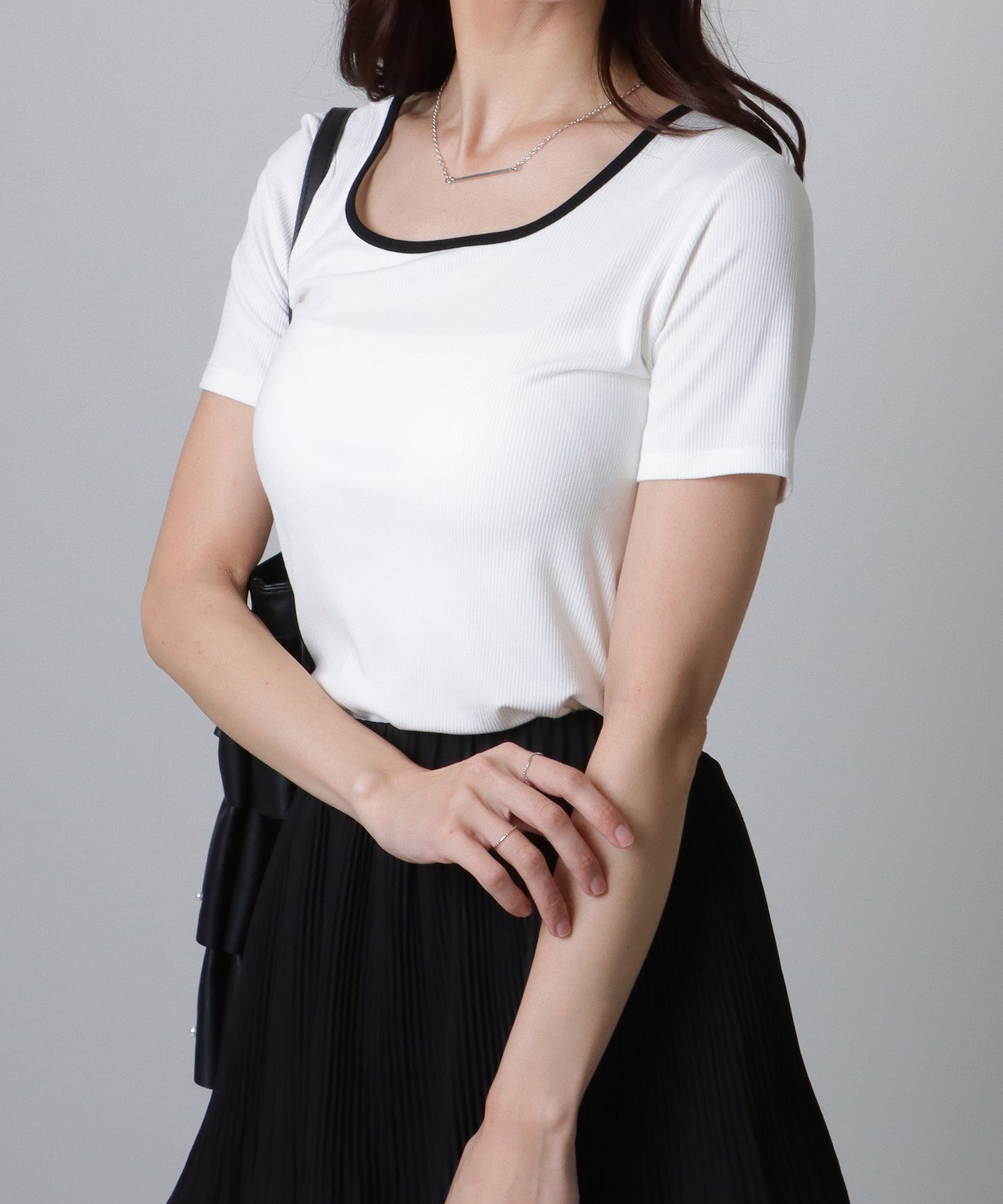 配色ライン スクエアネック ソリッド 半袖 Tシャツ