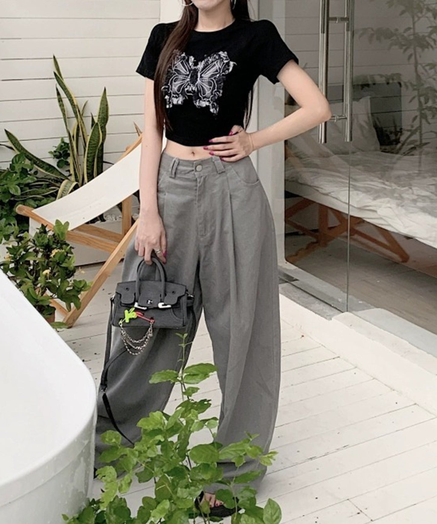 バタフライ クロップド丈 クルーネック 半袖 Tシャツ