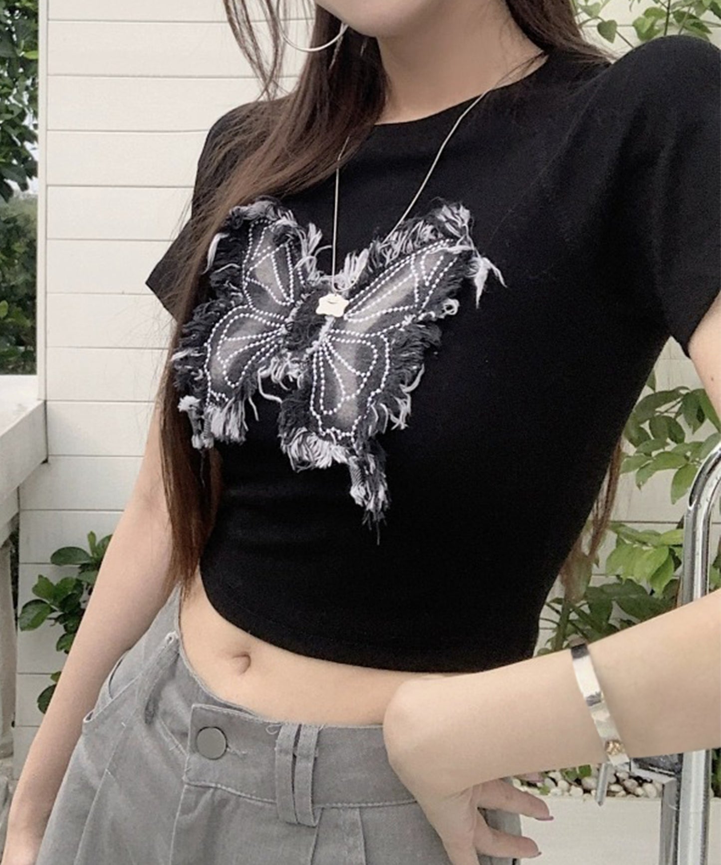 バタフライ クロップド丈 クルーネック 半袖 Tシャツ
