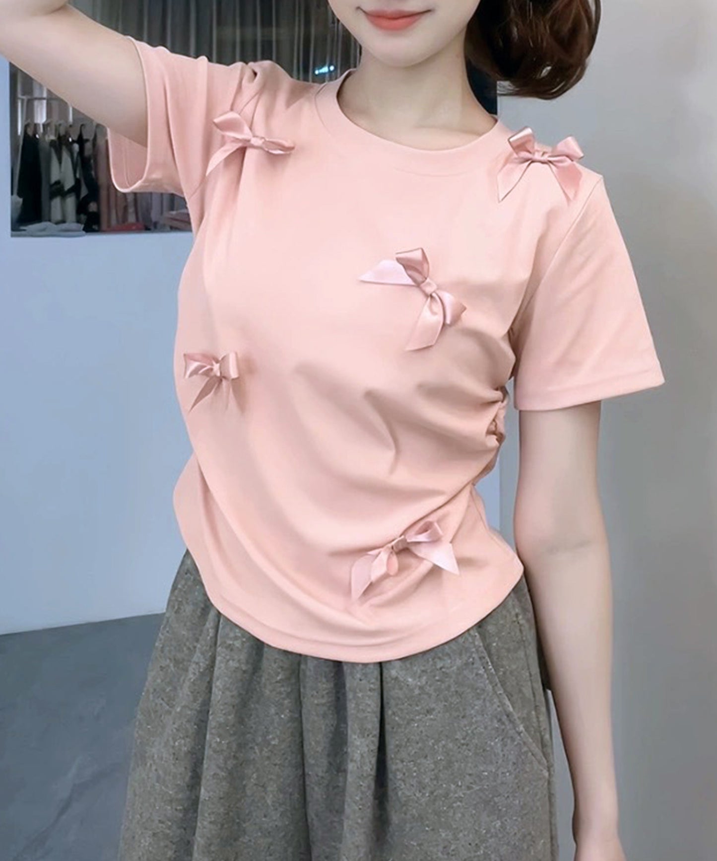 サテンリボン クルーネック 半袖 デザイン Tシャツ