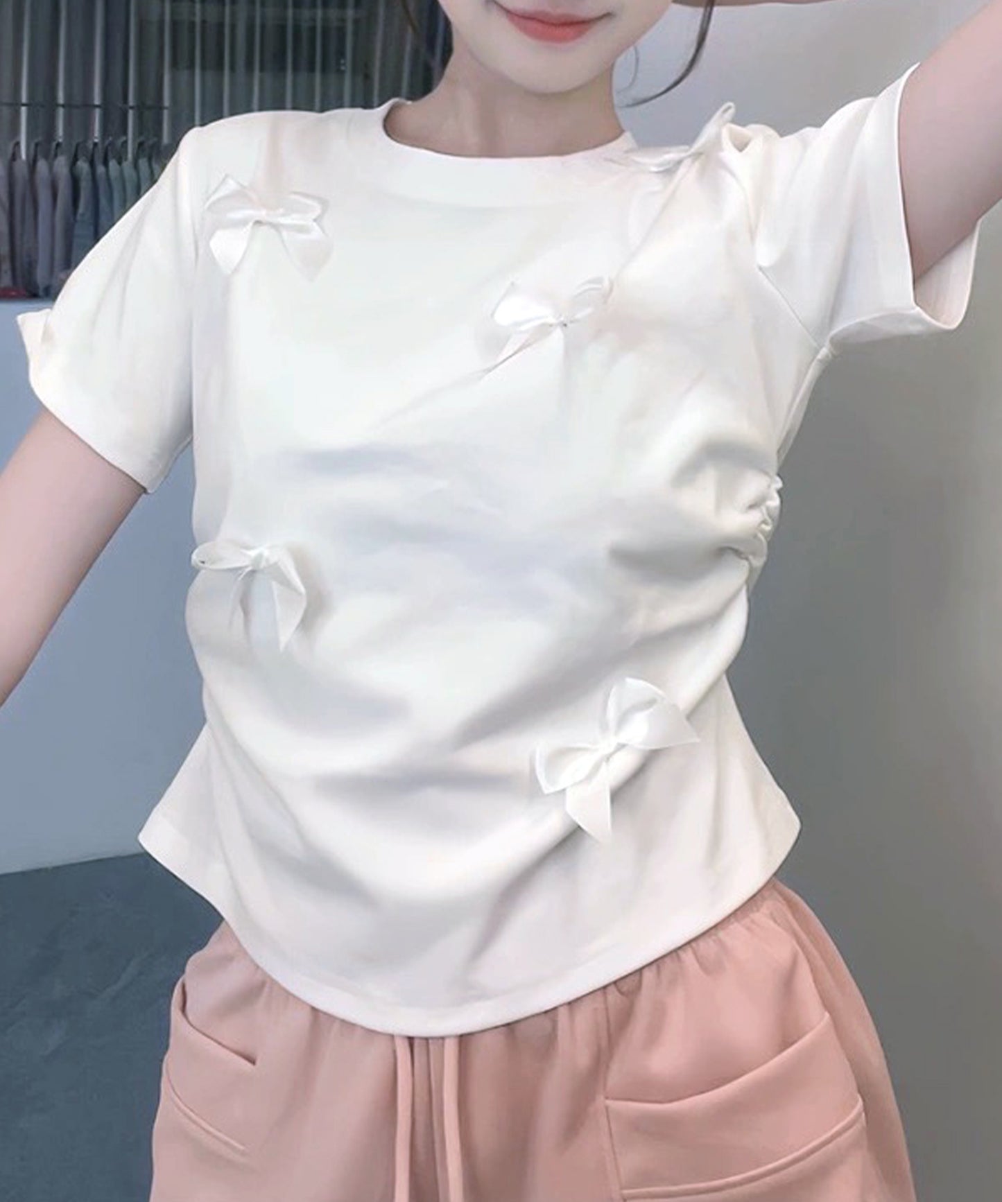 サテンリボン クルーネック 半袖 デザイン Tシャツ