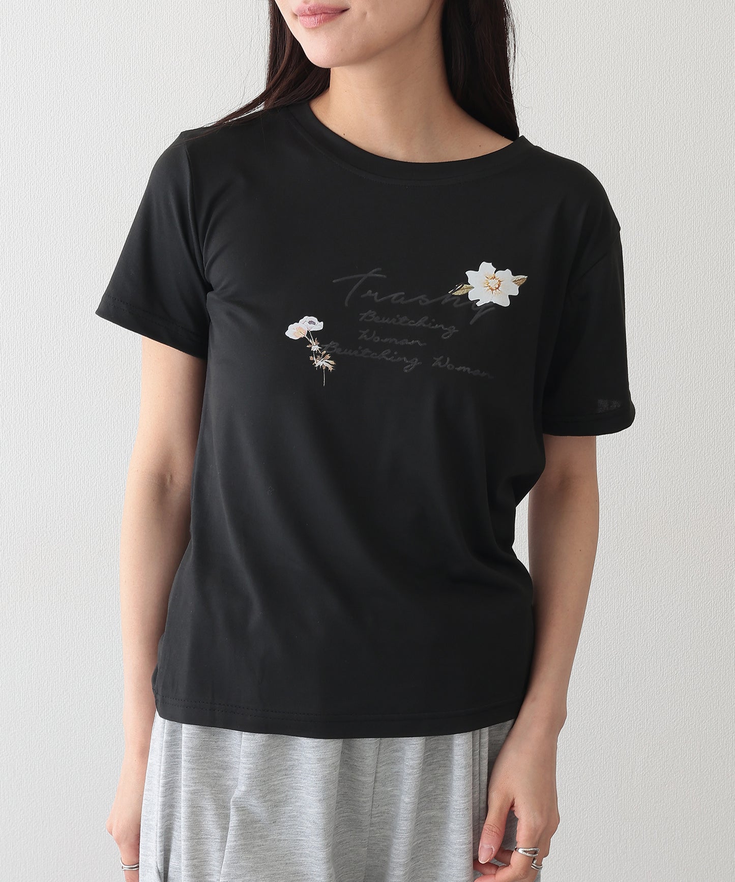 ロゴ フラワー プリント 半袖 Tシャツ