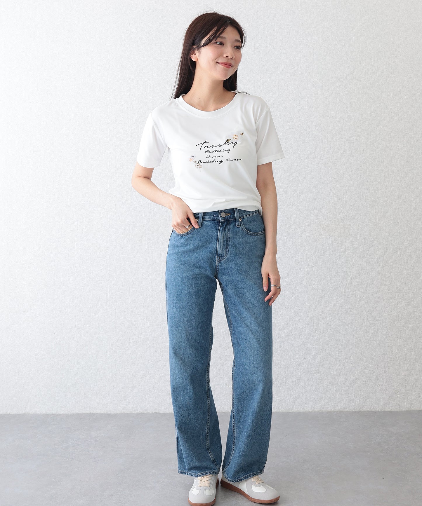 ロゴ フラワー プリント 半袖 Tシャツ