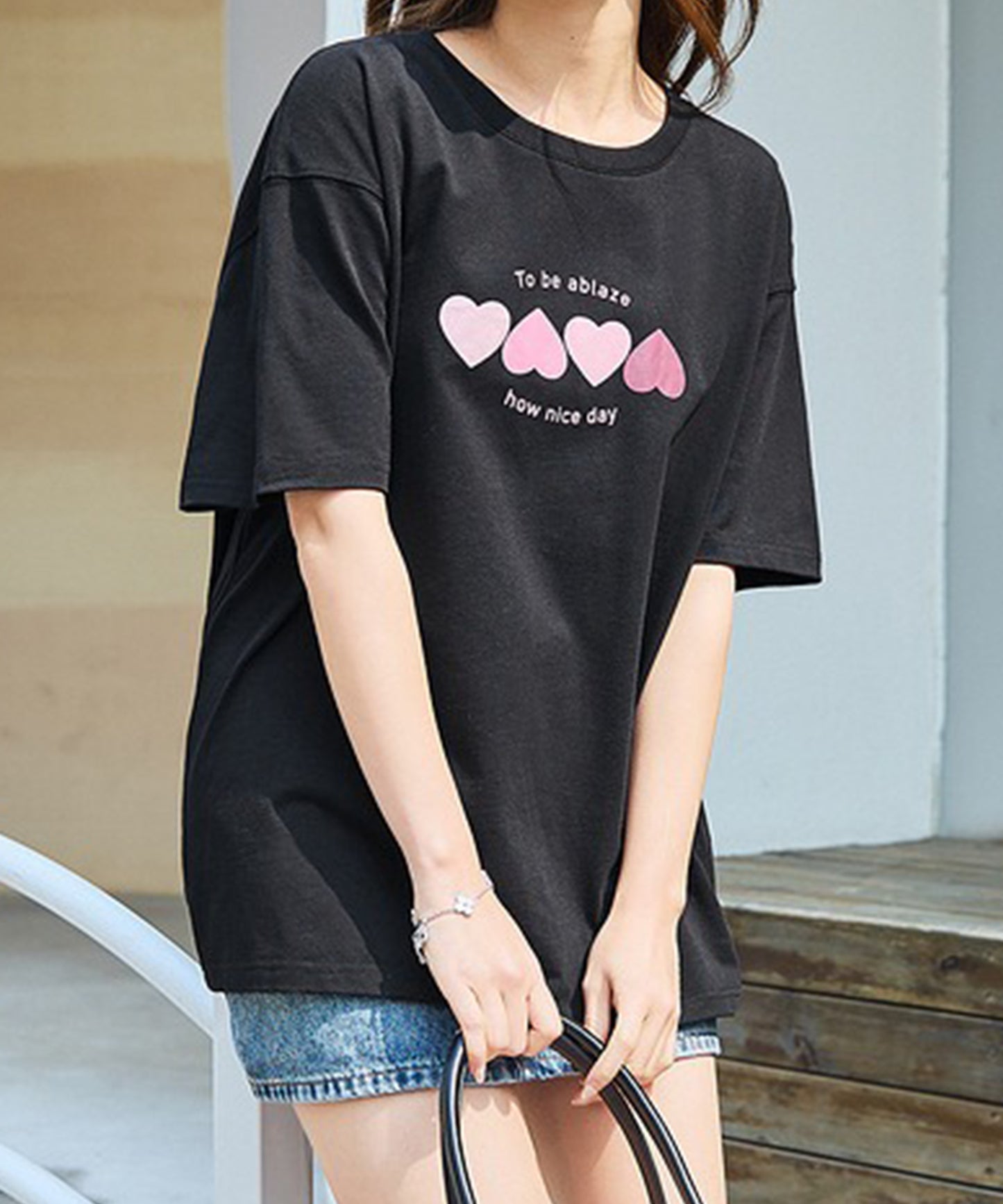 ロゴ ハート プリント クルーネック Tシャツ