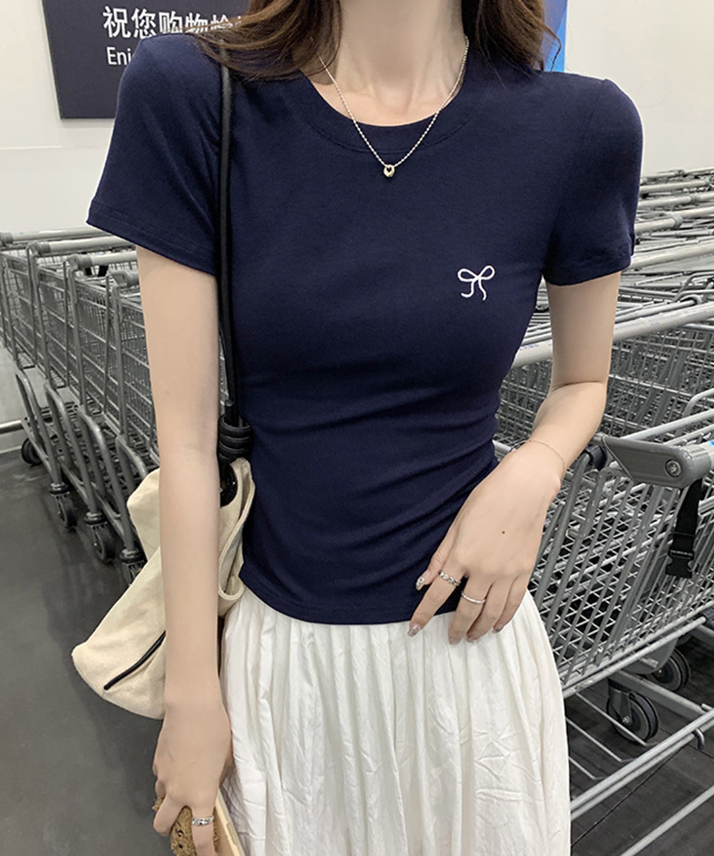 ワンポイント リボン刺繍 クルーネック 半袖 Tシャツ