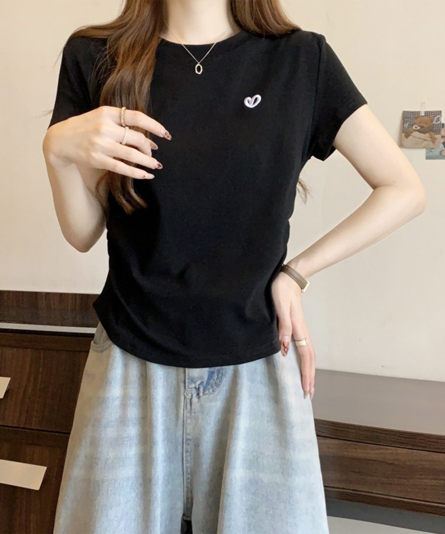 ハート刺繍 シャーリング クルーネック 半袖 Tシャツ