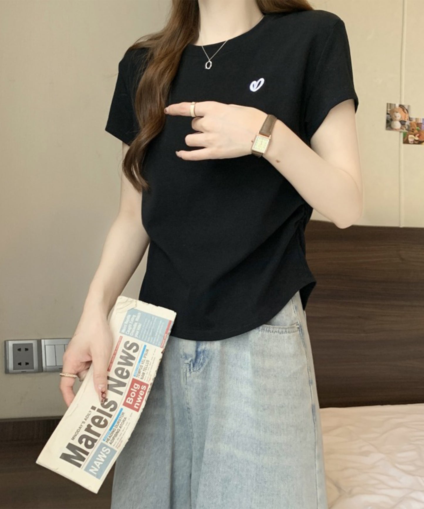 ハート刺繍 シャーリング クルーネック 半袖 Tシャツ