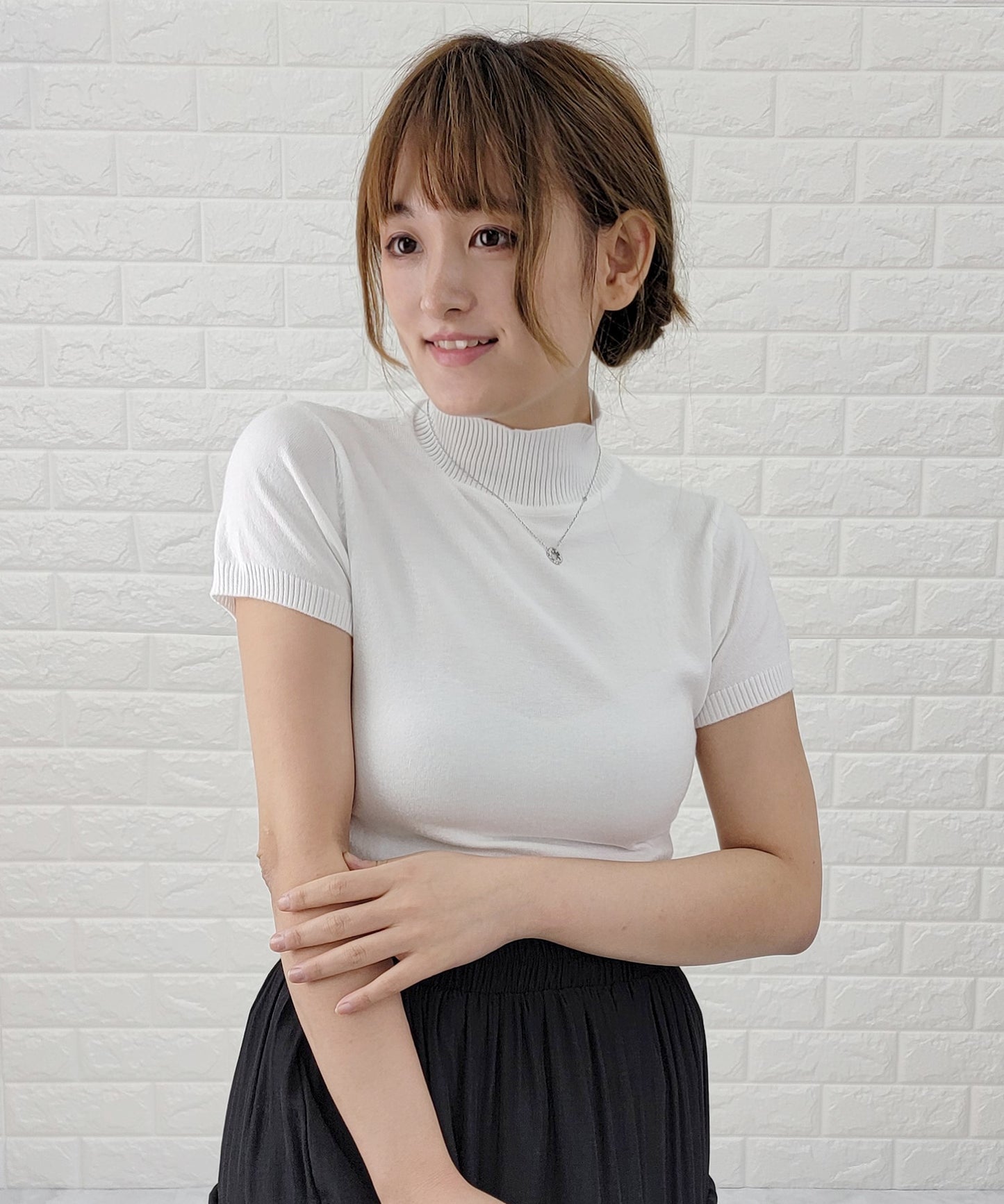 ハーフネック 半袖 薄手ニット