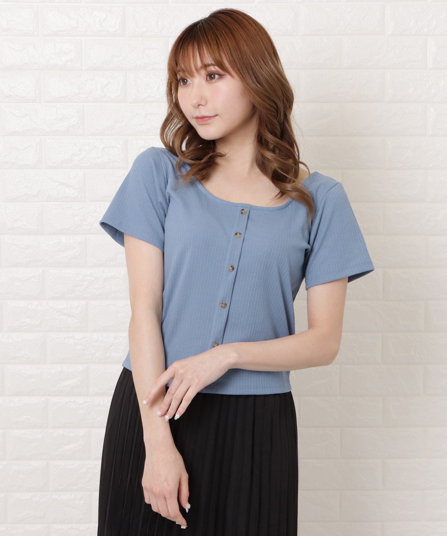 スクエアネック半袖クロップドTシャツ