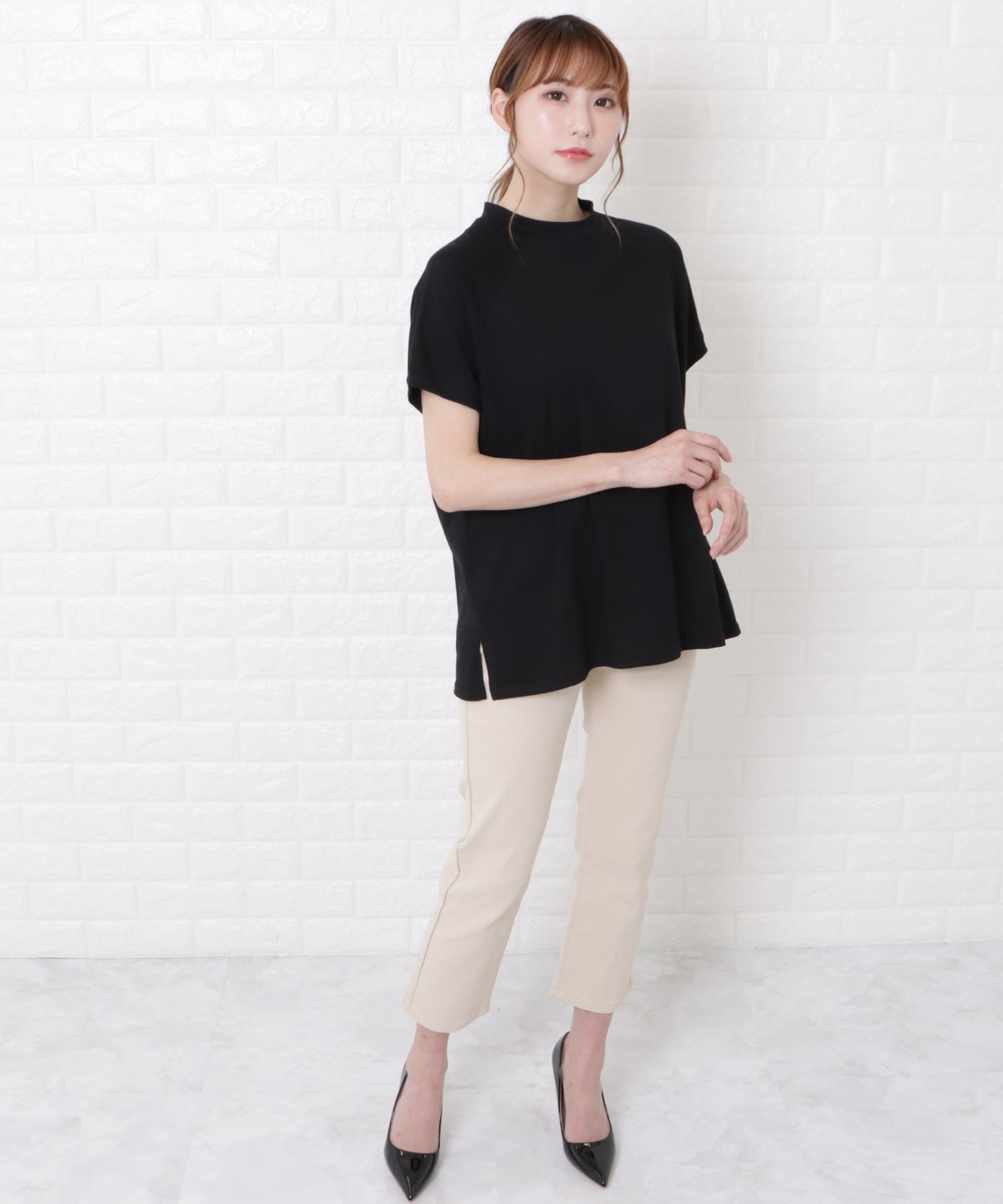 ボトルネック半袖Tシャツ