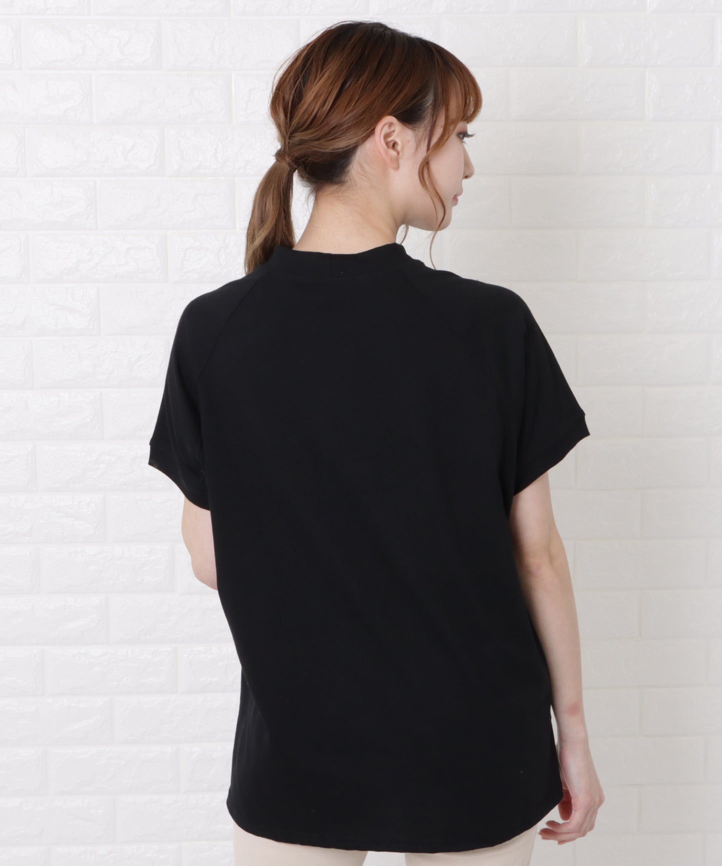 ボトルネック半袖Tシャツ