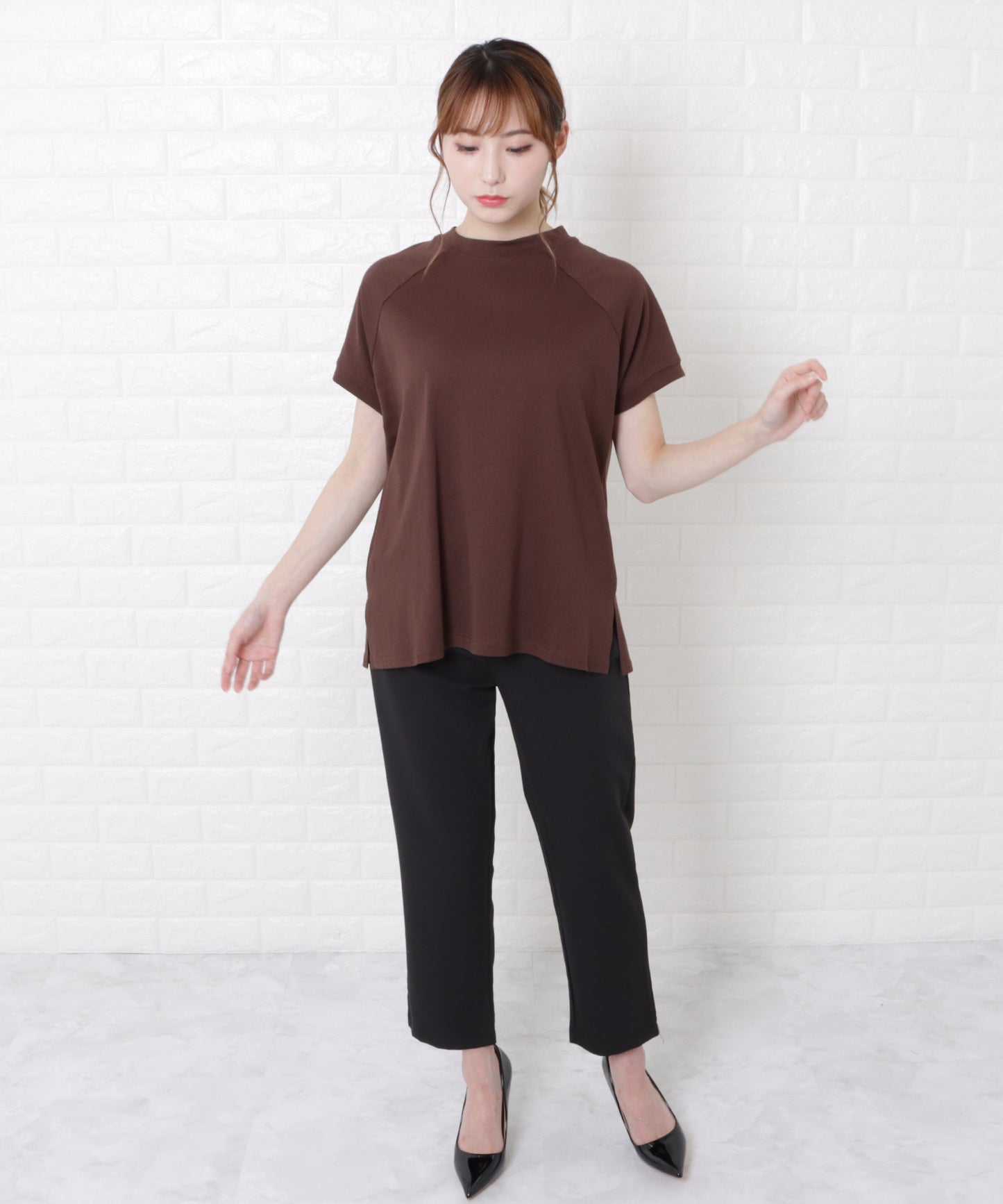 ボトルネック半袖Tシャツ