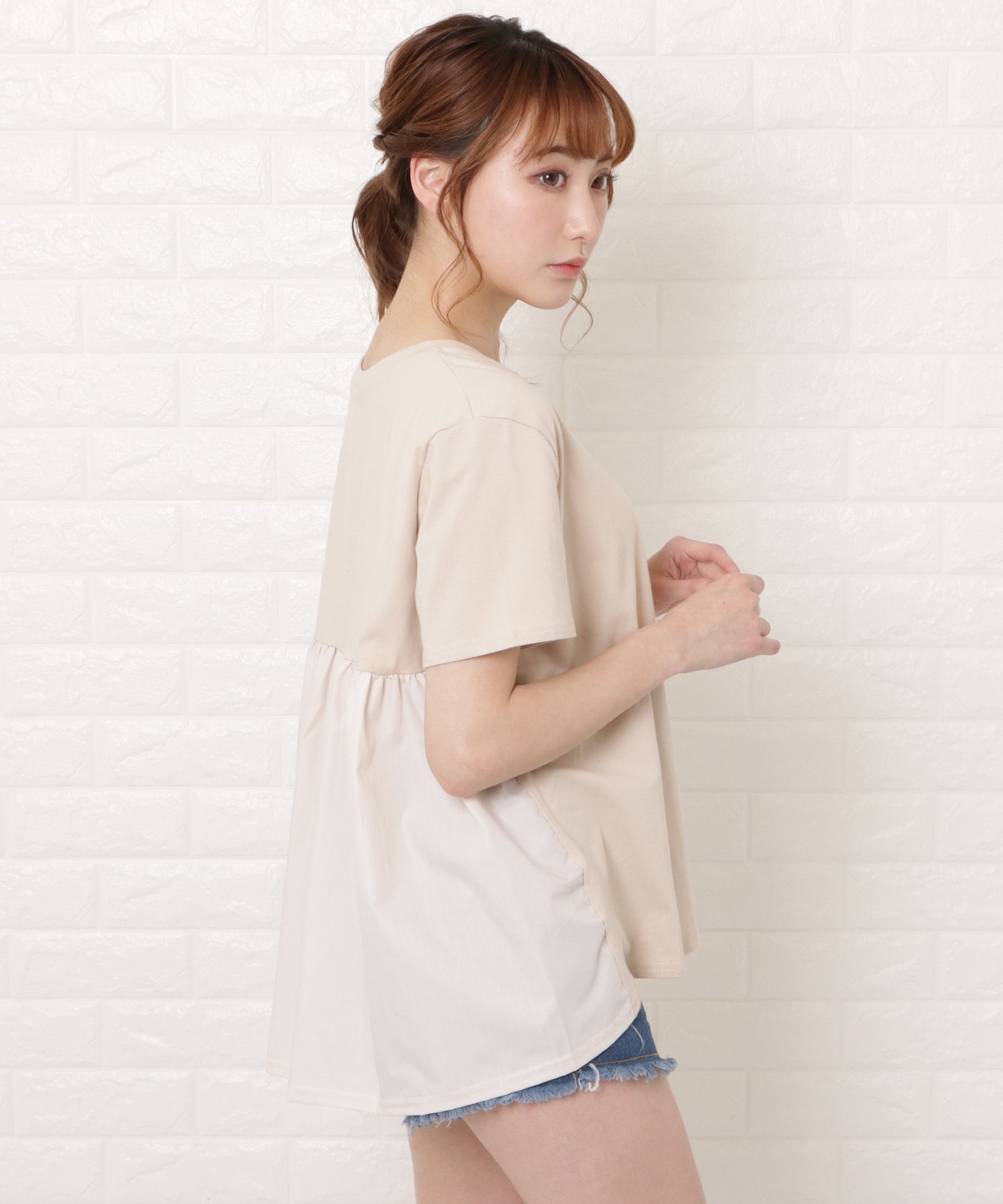 バックフレア半袖Tシャツ