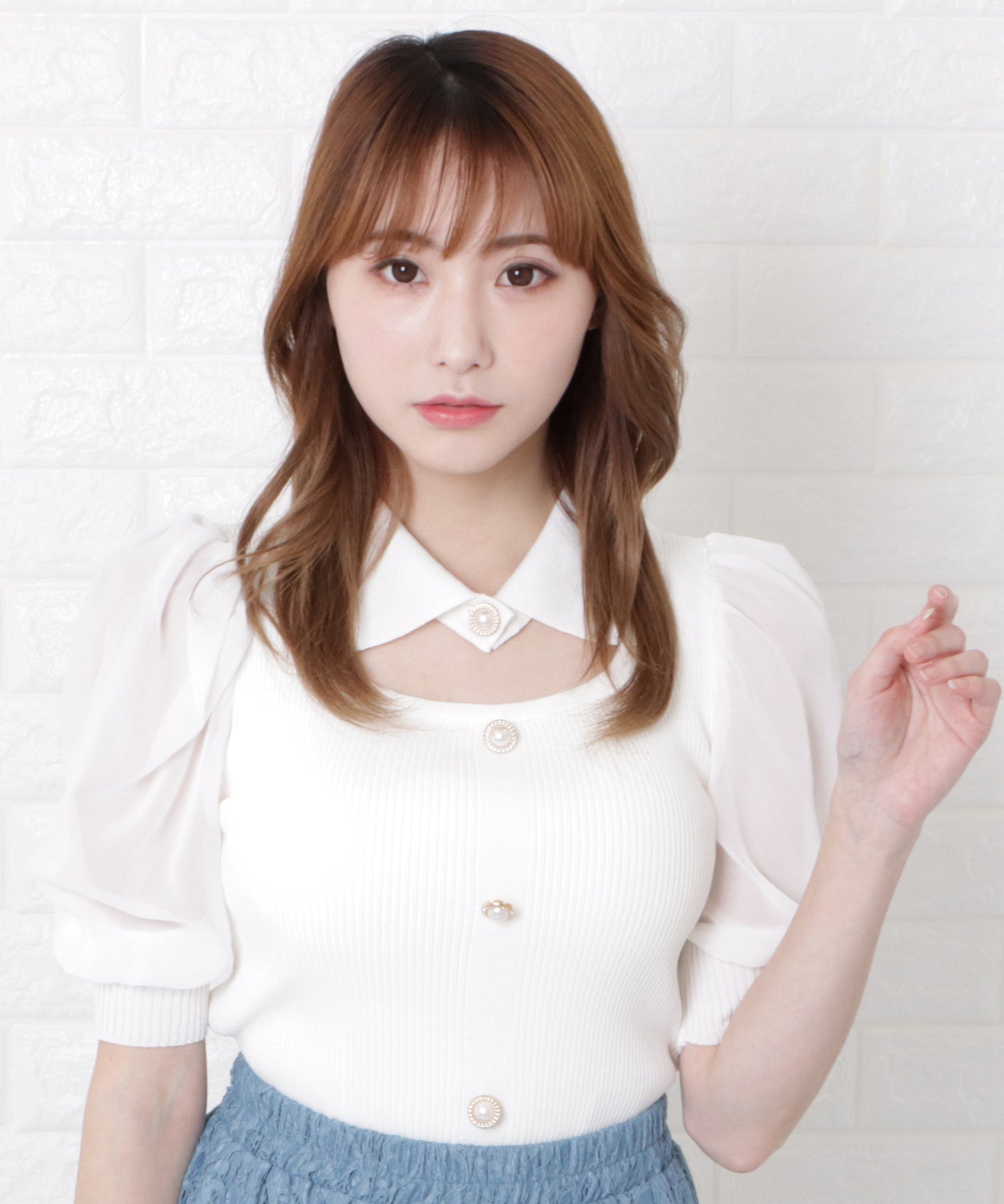 パフスリーブチョーカーニット