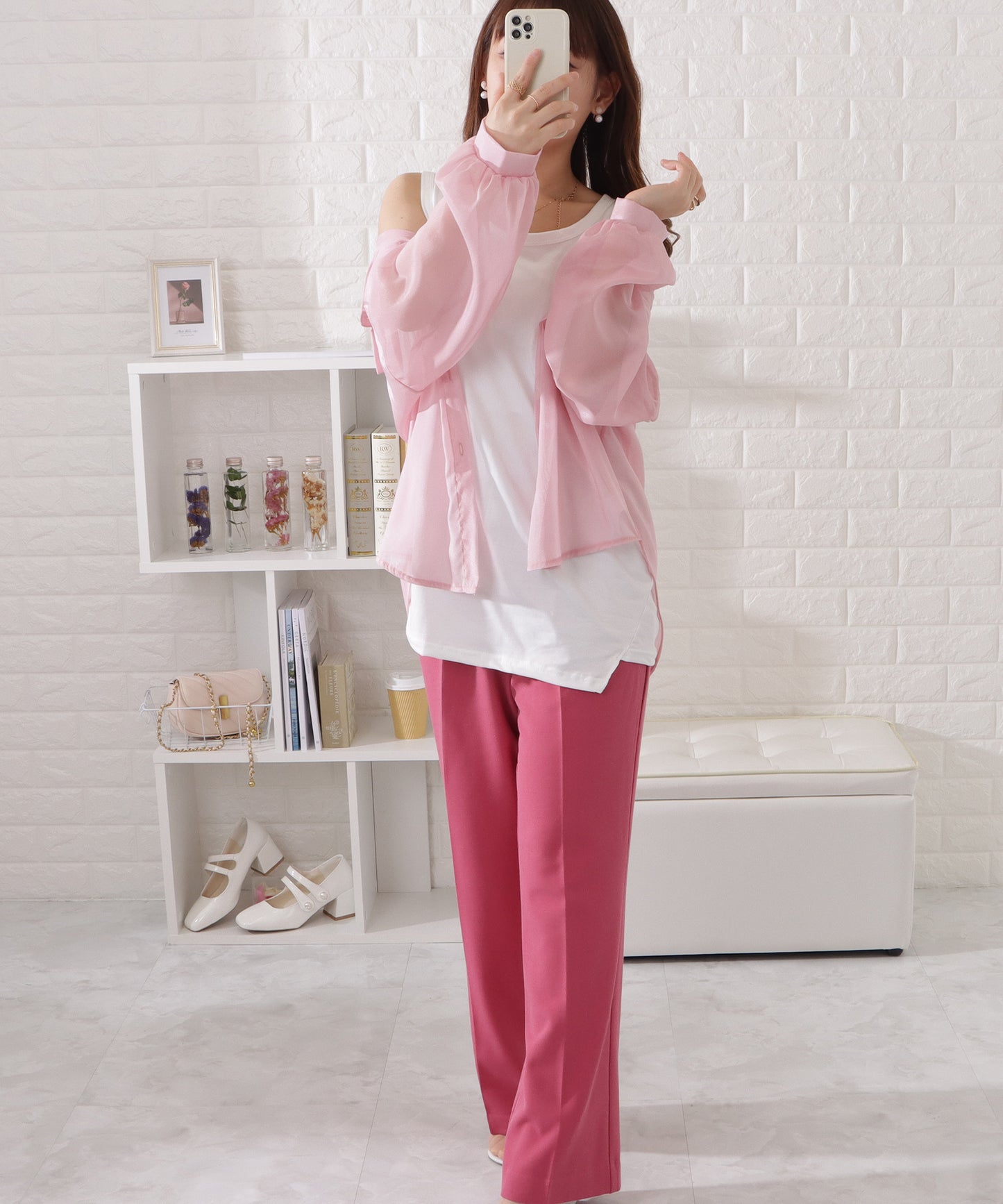 アシンメトリーノースリーブゆるトップス