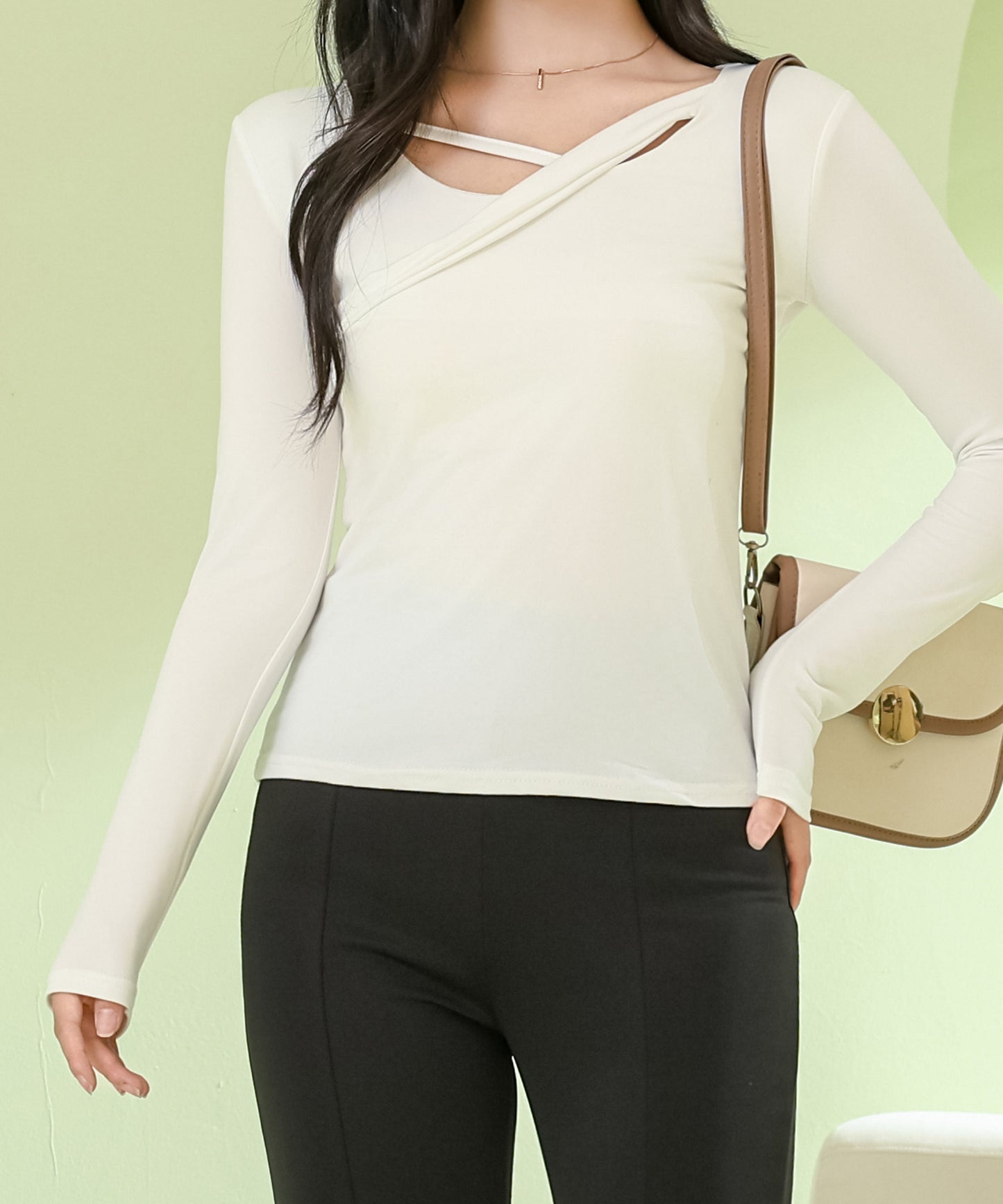 ソリッドカラー クロス ラウンドネック 長袖 プルオーバー