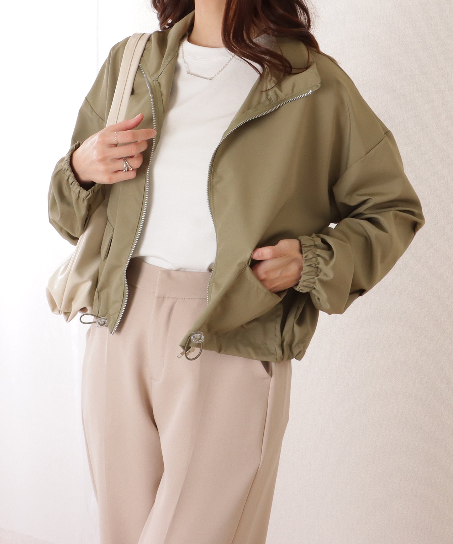 ドロップショルダー ドロスト付き フロント ジップアップ ジャケット