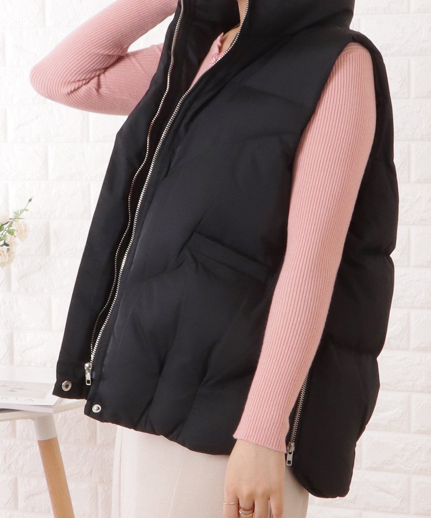 スタンドカラージップアップキルティングベスト